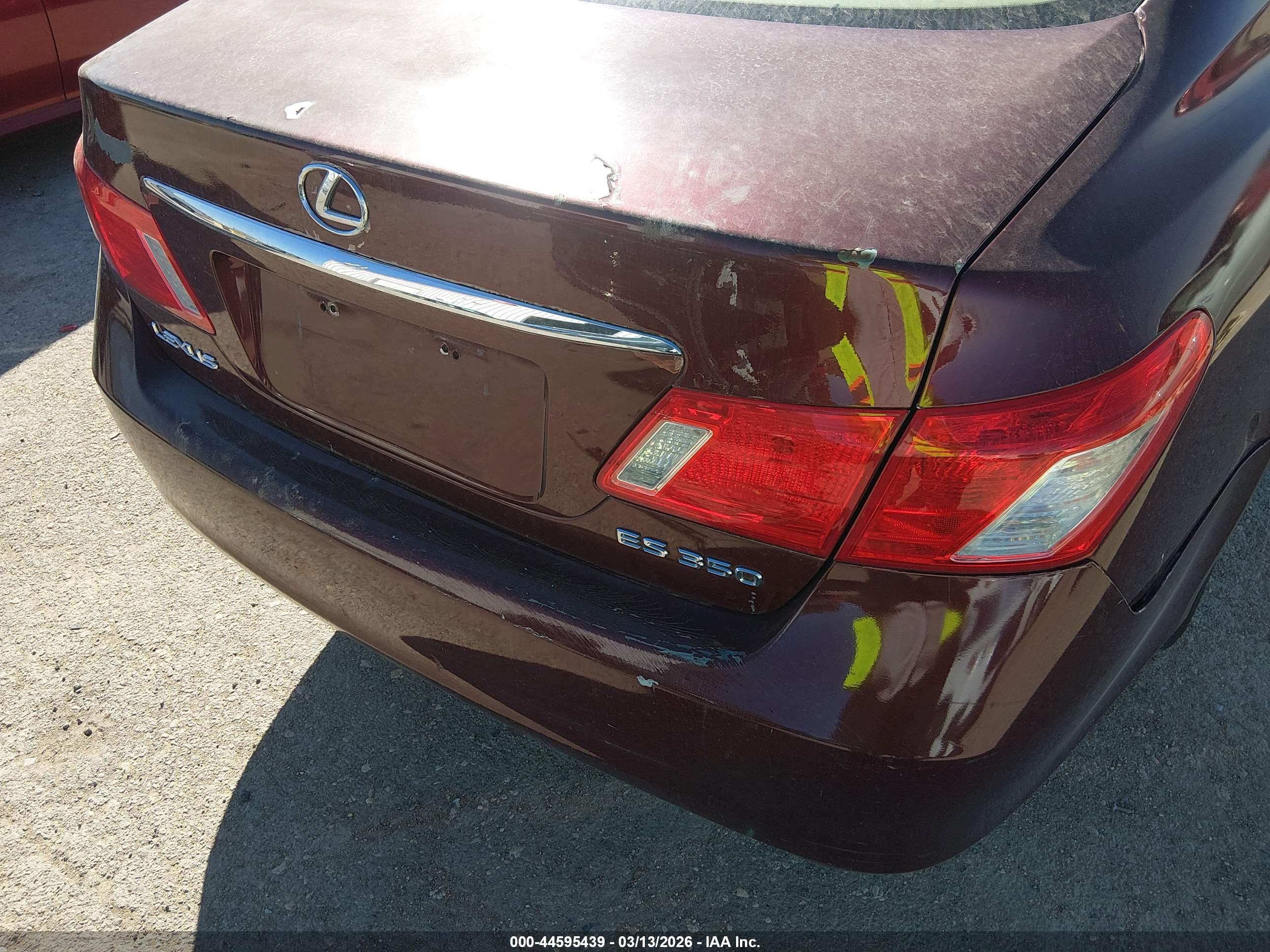 LEXUS ES image 6