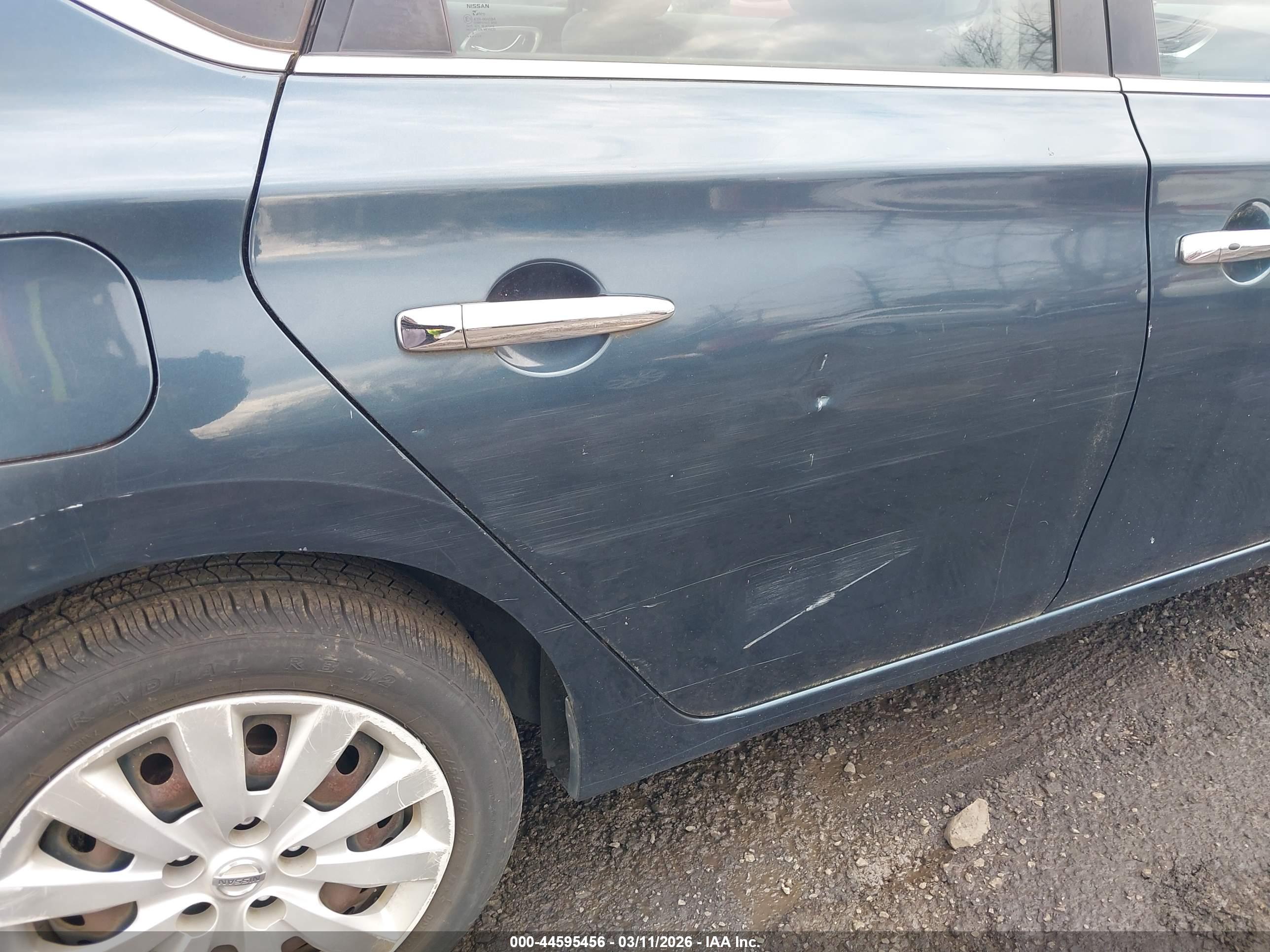 NISSAN SENTRA image 6