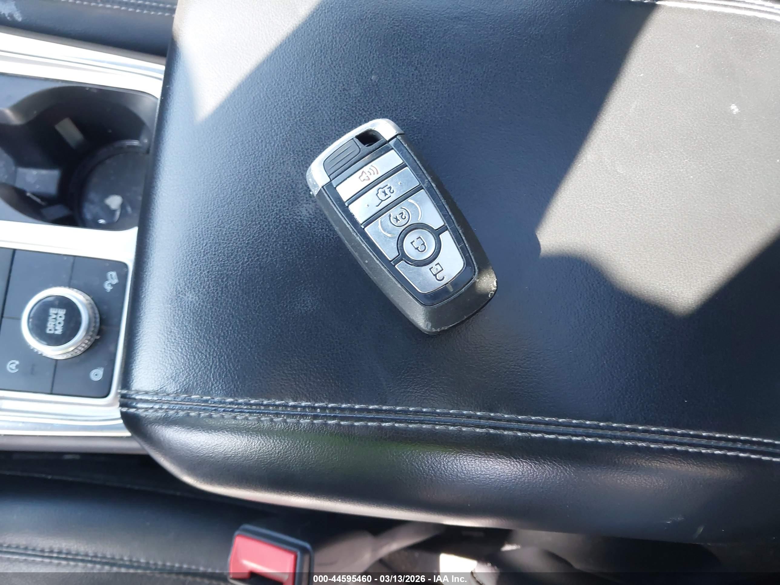 FORD EXPLORER image 11