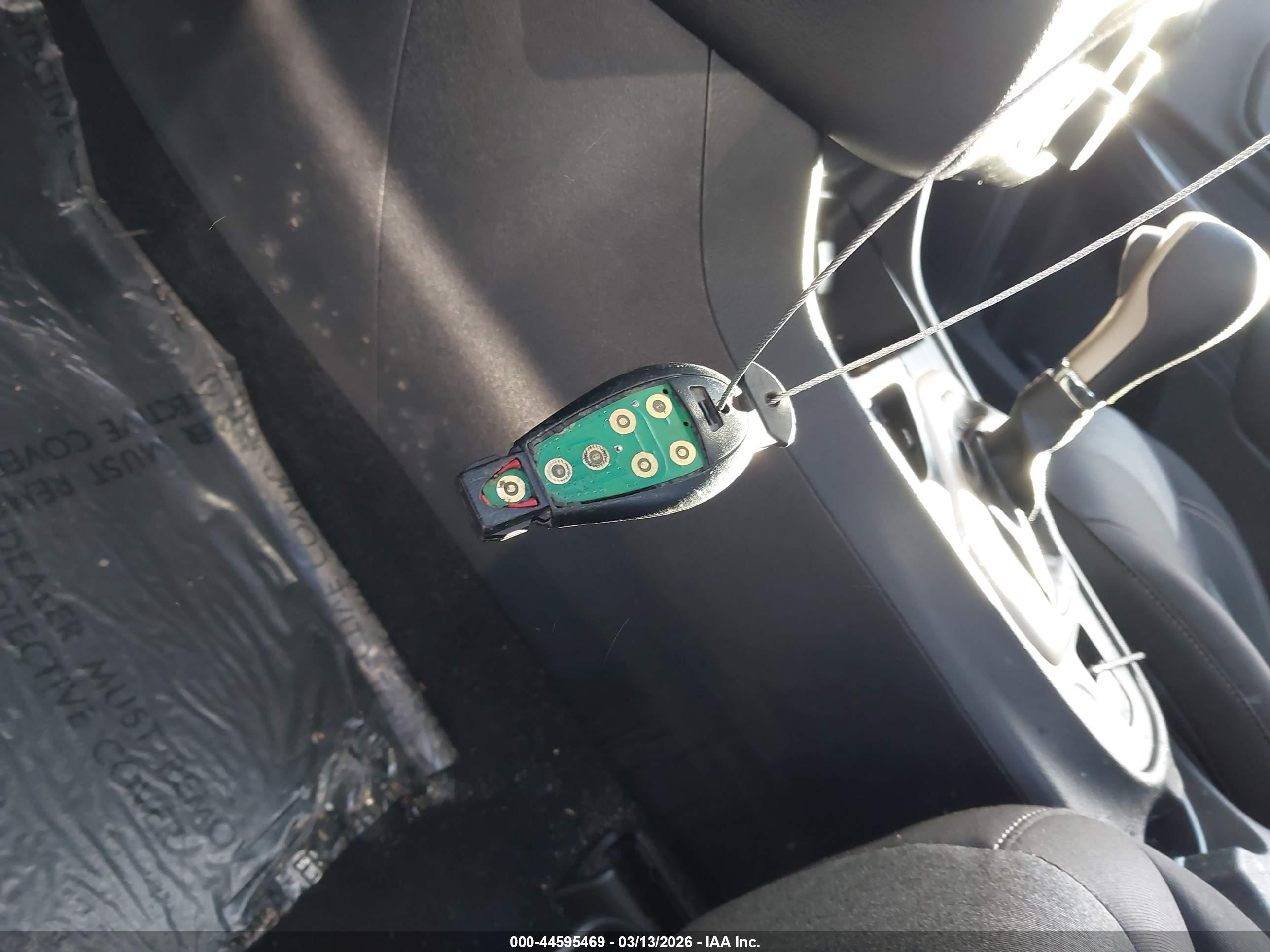 JEEP CHEROKEE image 11