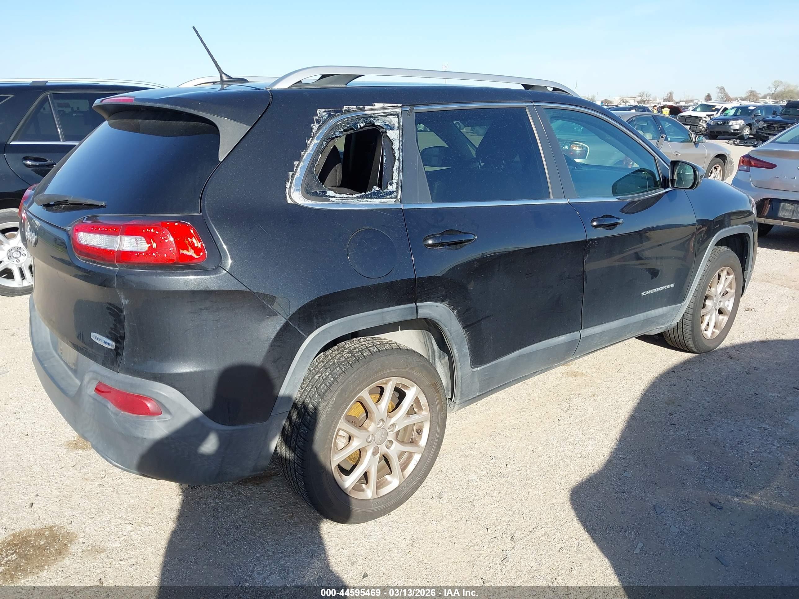 JEEP CHEROKEE image 4