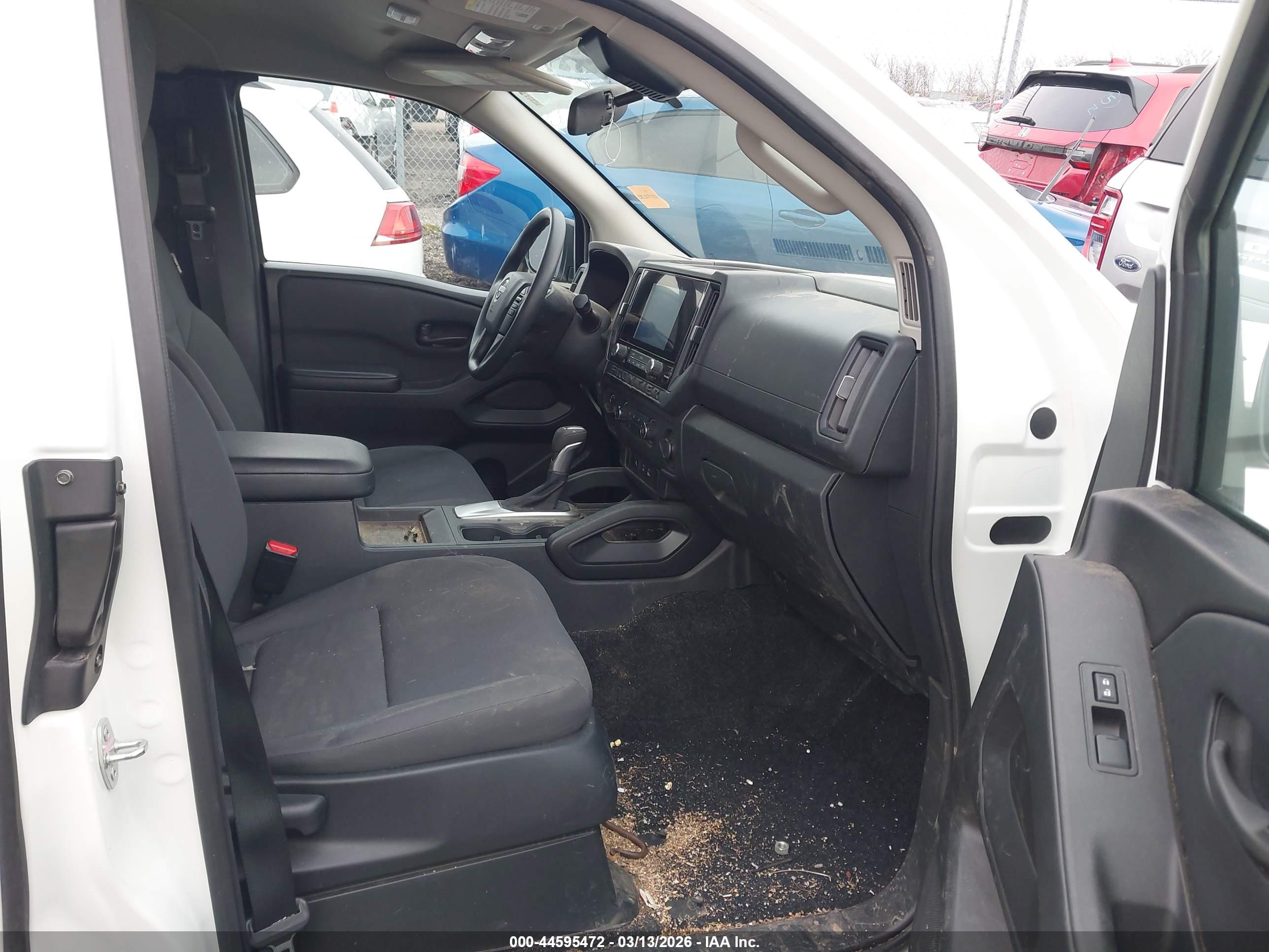 NISSAN FRONTIER image 5