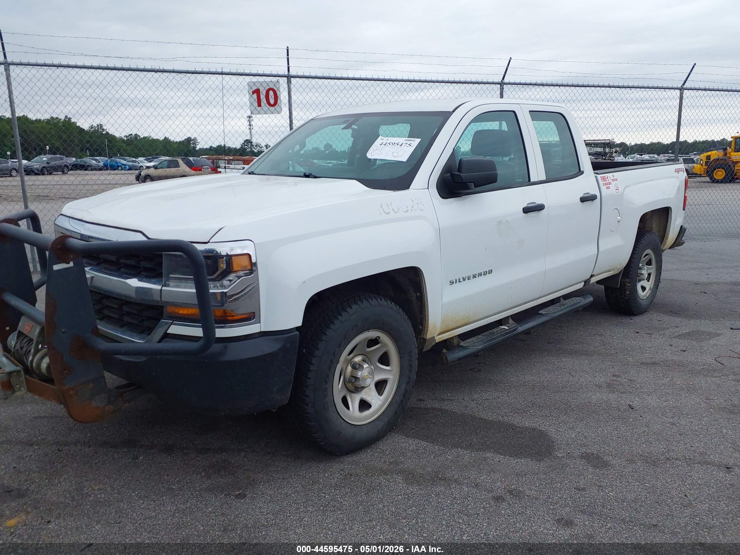 CHEVROLET SILVERADO image 2