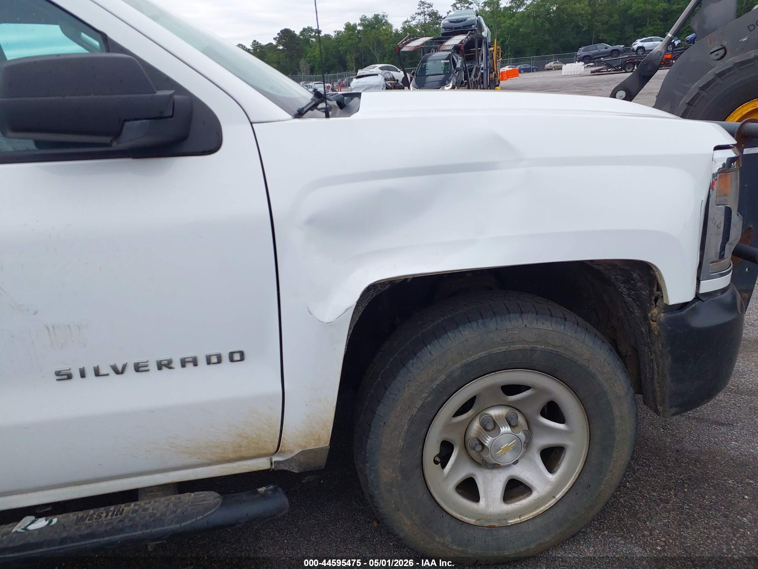 CHEVROLET SILVERADO image 6