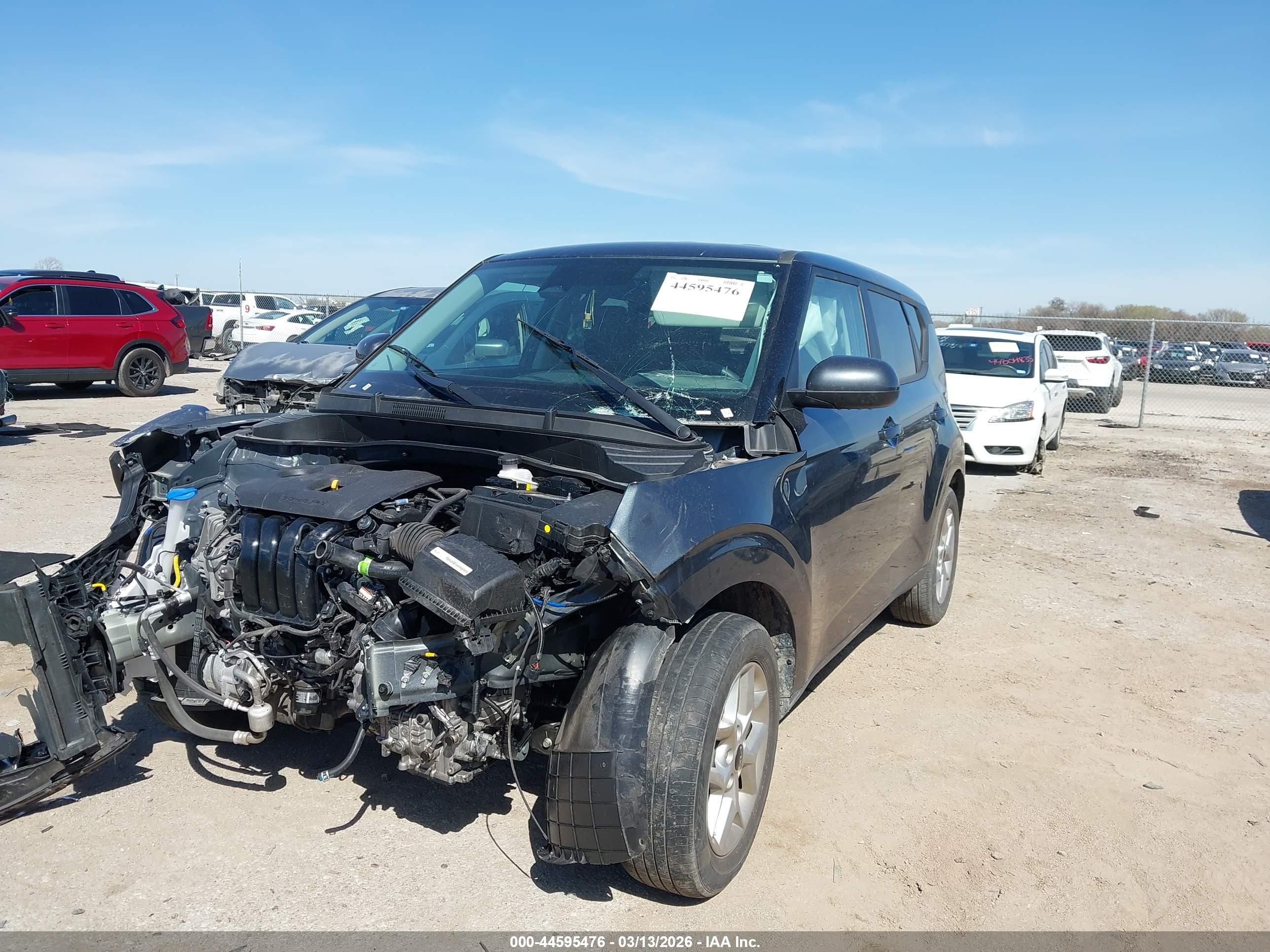 KIA SOUL image 2