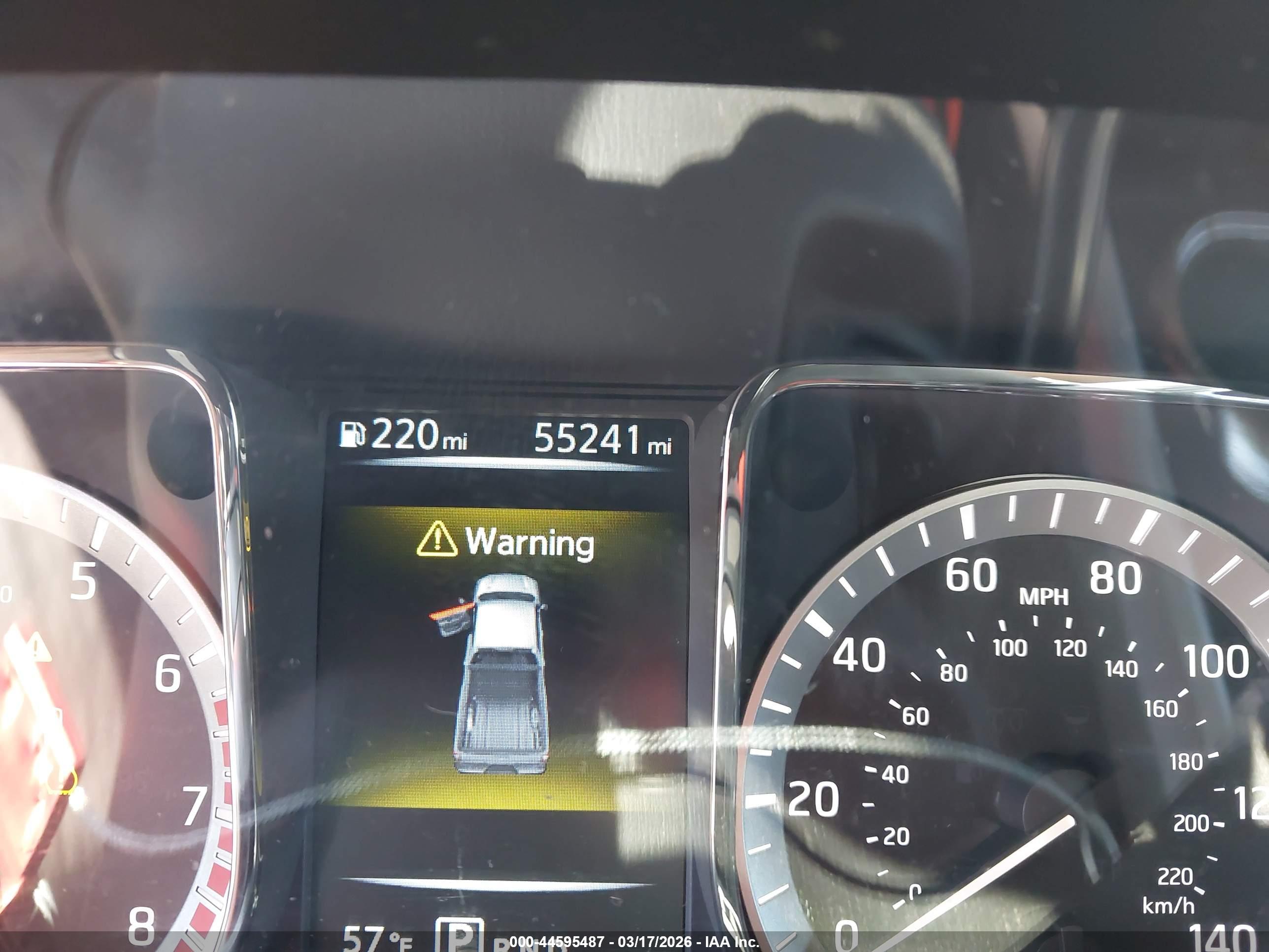 NISSAN TITAN image 7