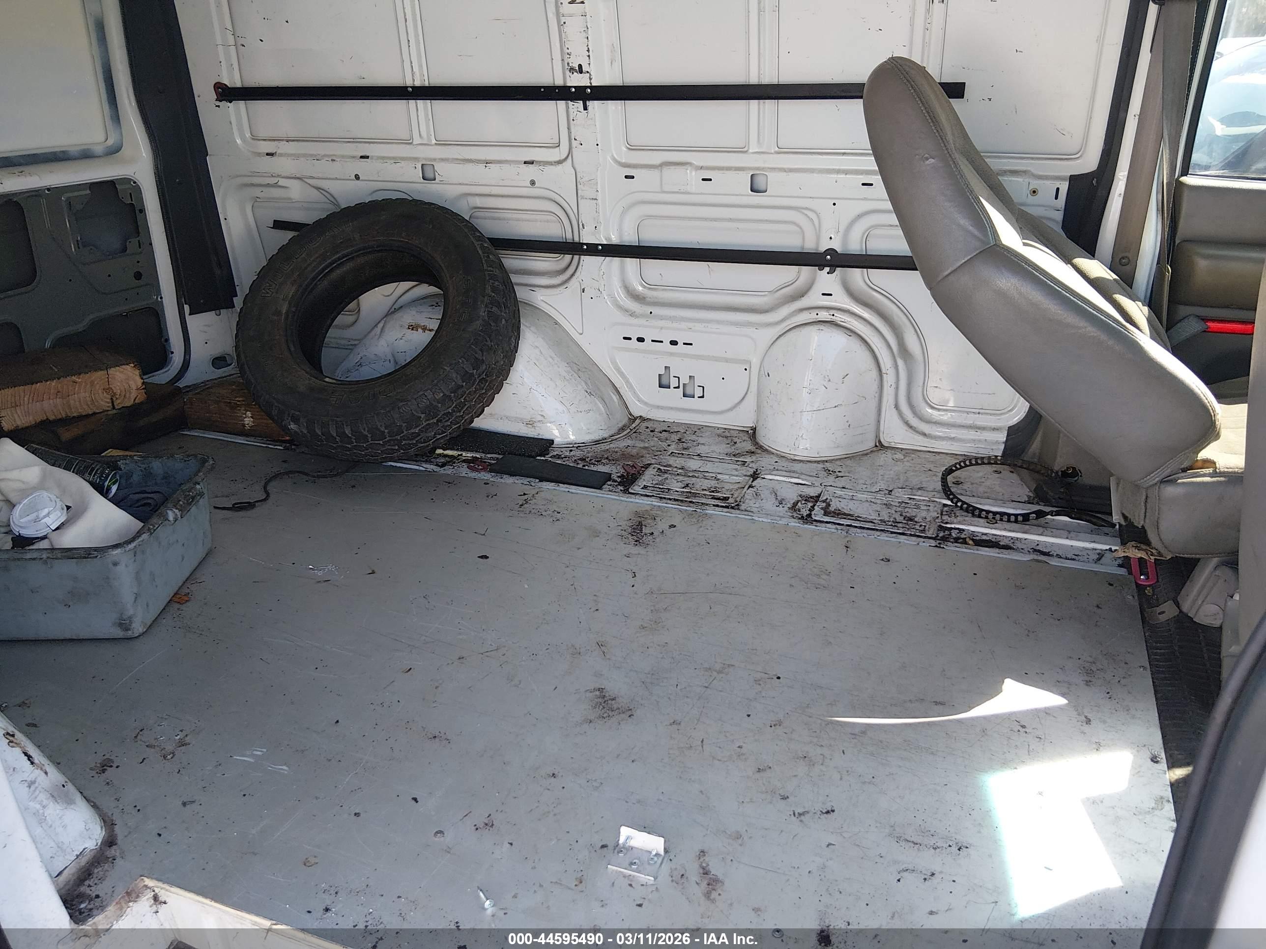CHEVROLET ASTRO image 8