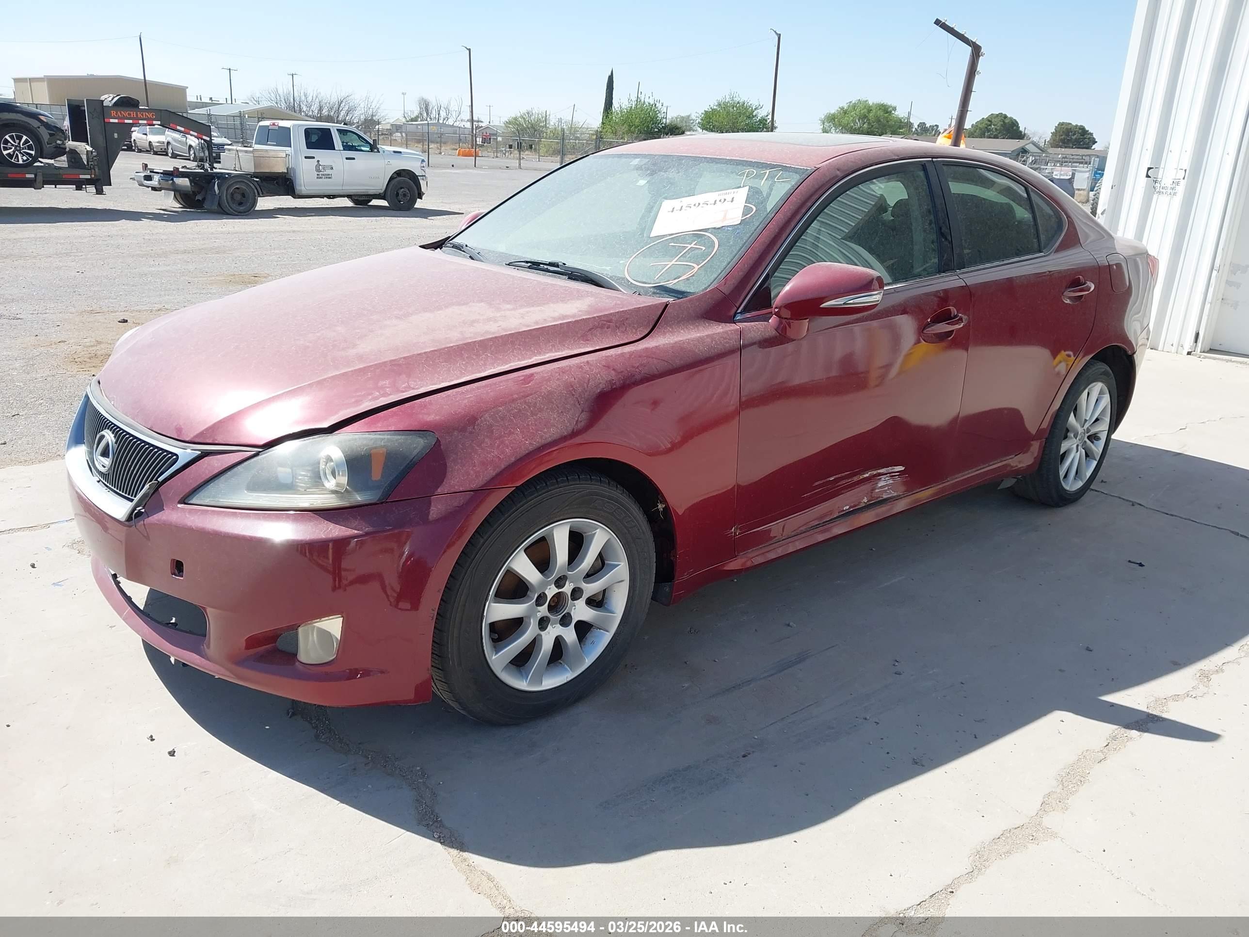 LEXUS IS image 2