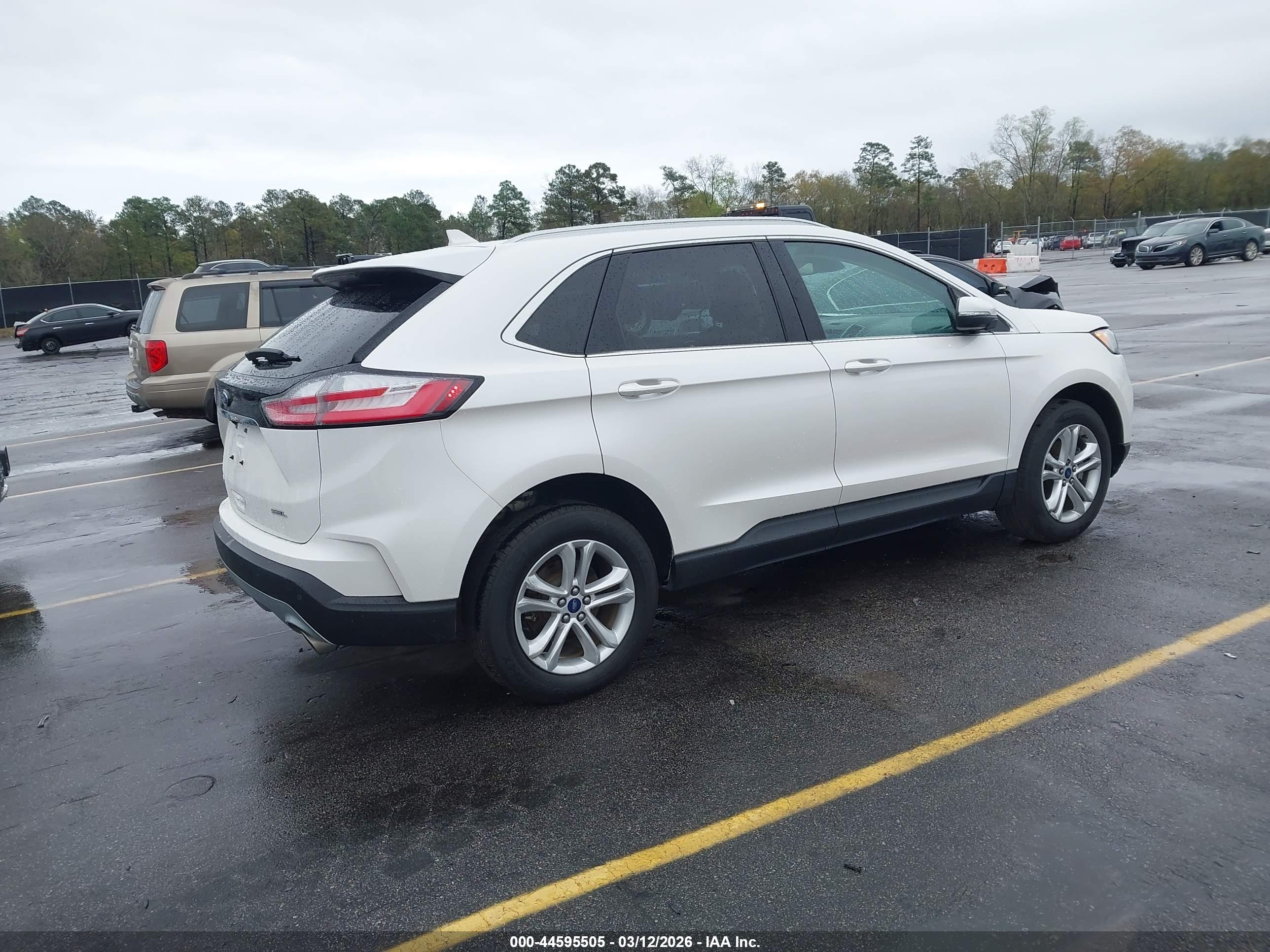 FORD EDGE image 4