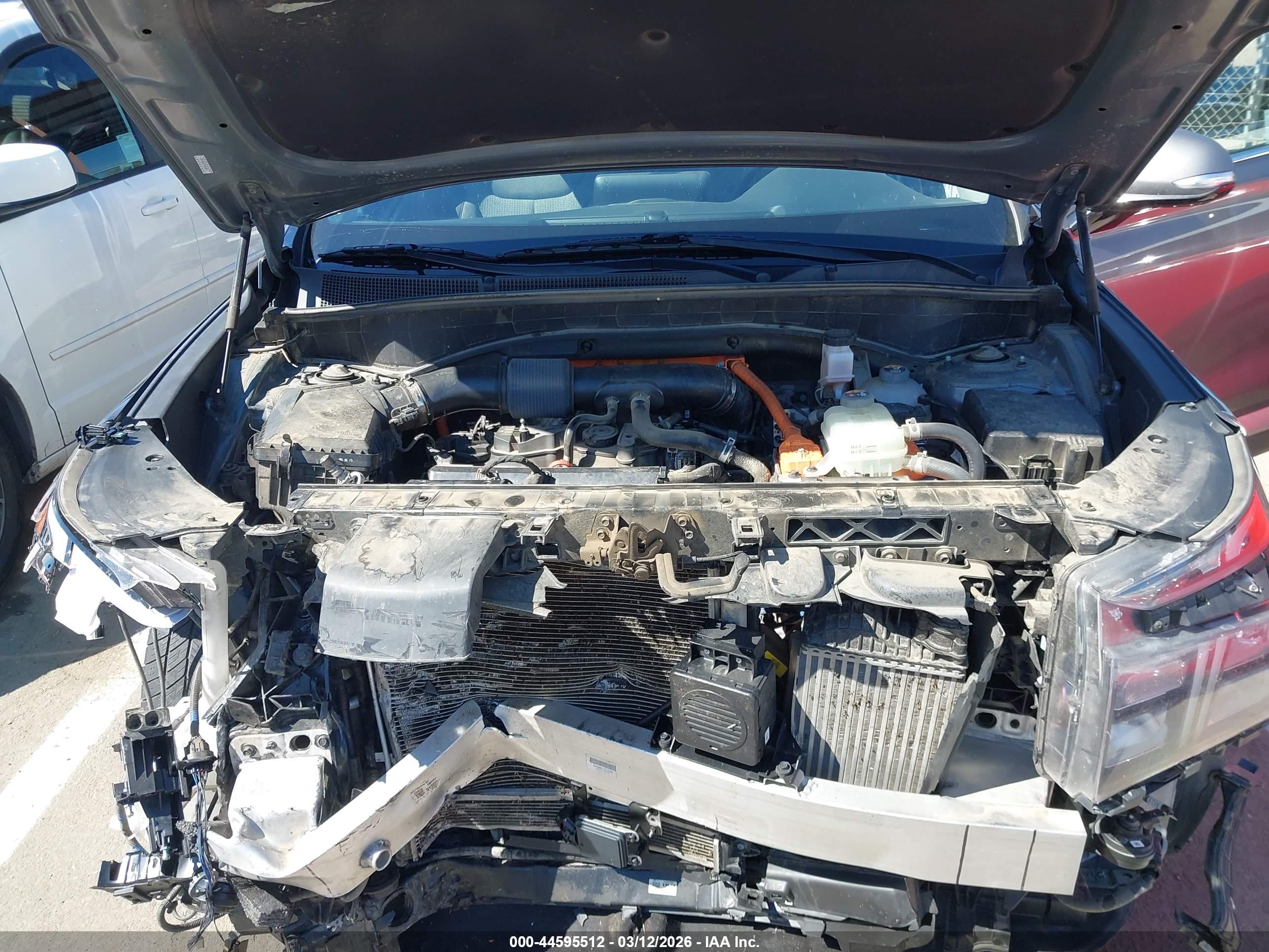 HYUNDAI SANTA image 10