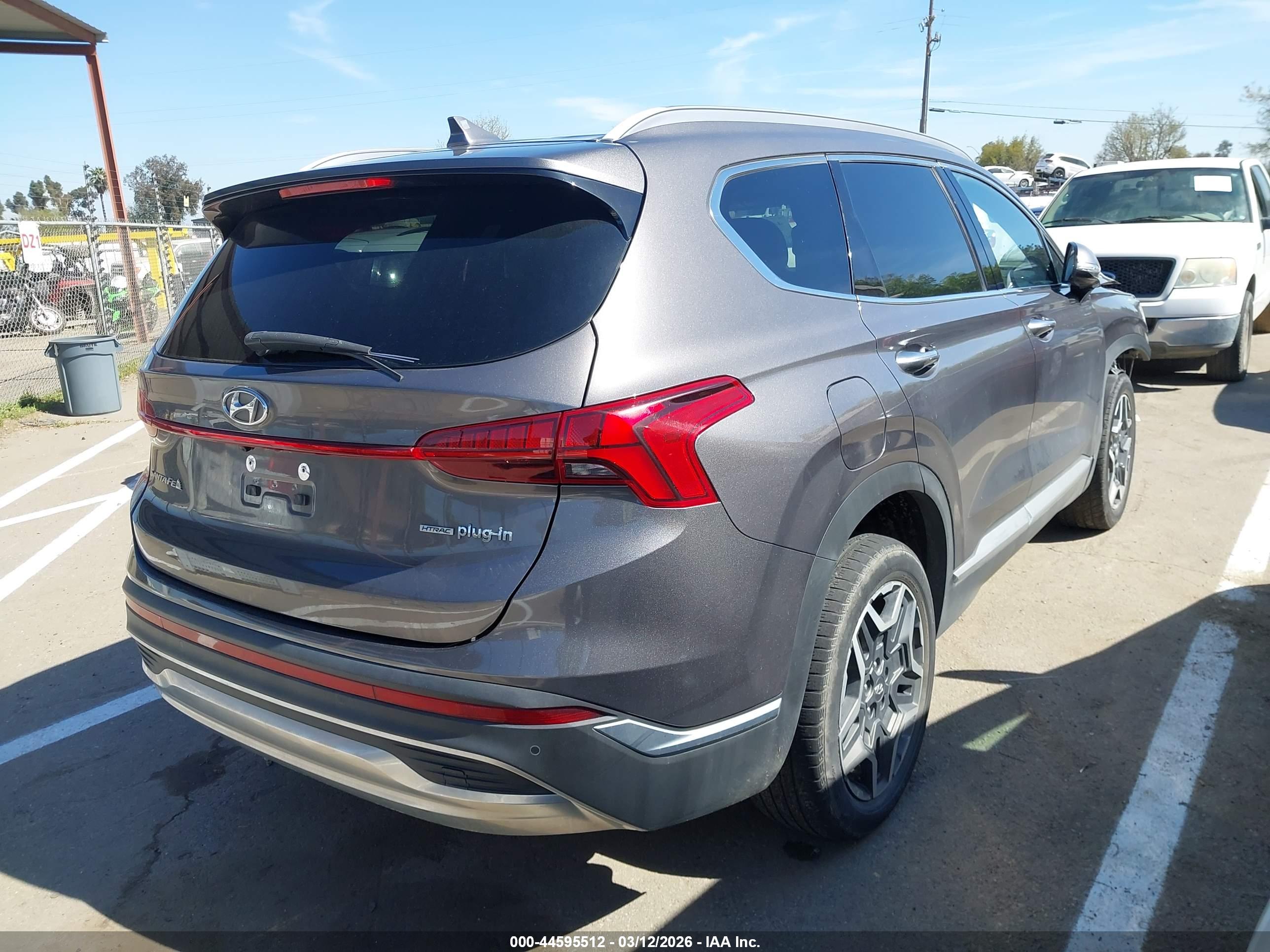 HYUNDAI SANTA image 4