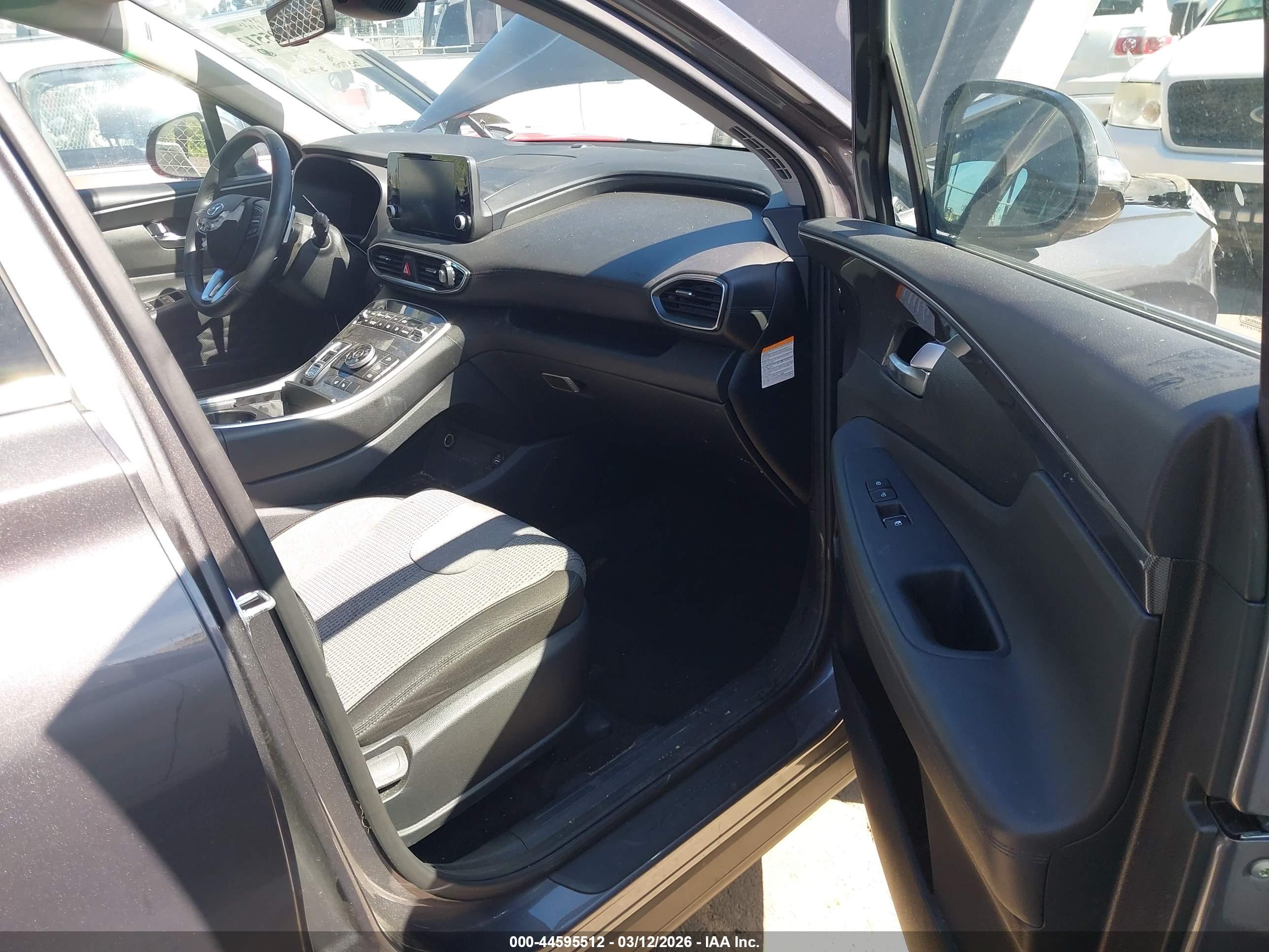 HYUNDAI SANTA image 5