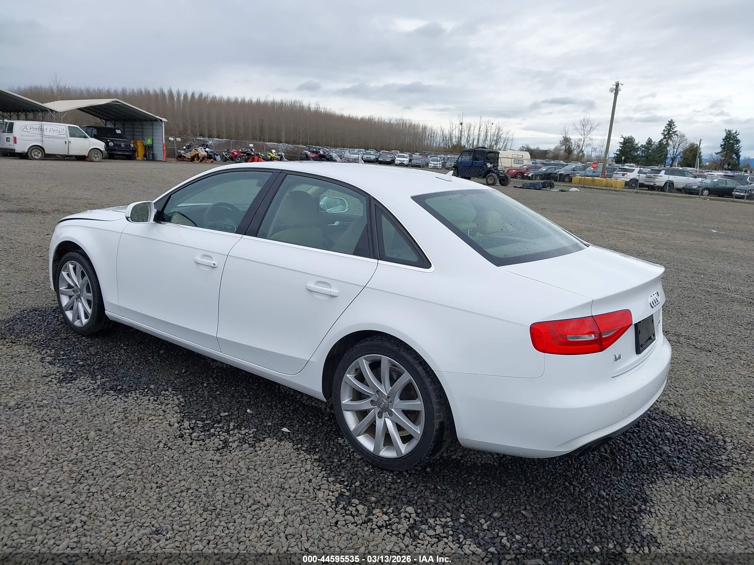 AUDI A4 image 3