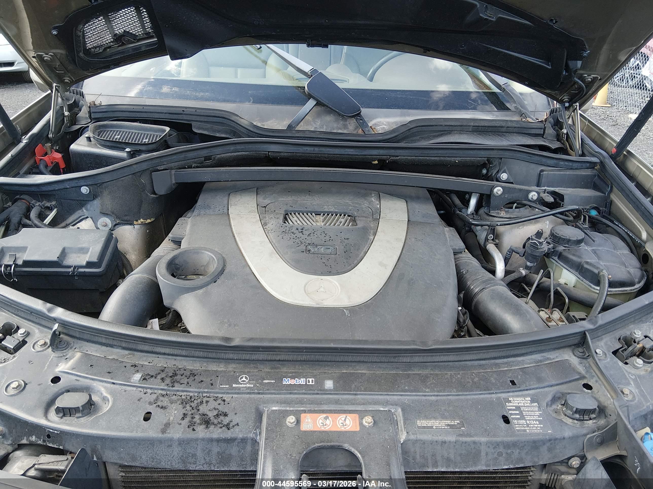 MERCEDES-BENZ GL image 10