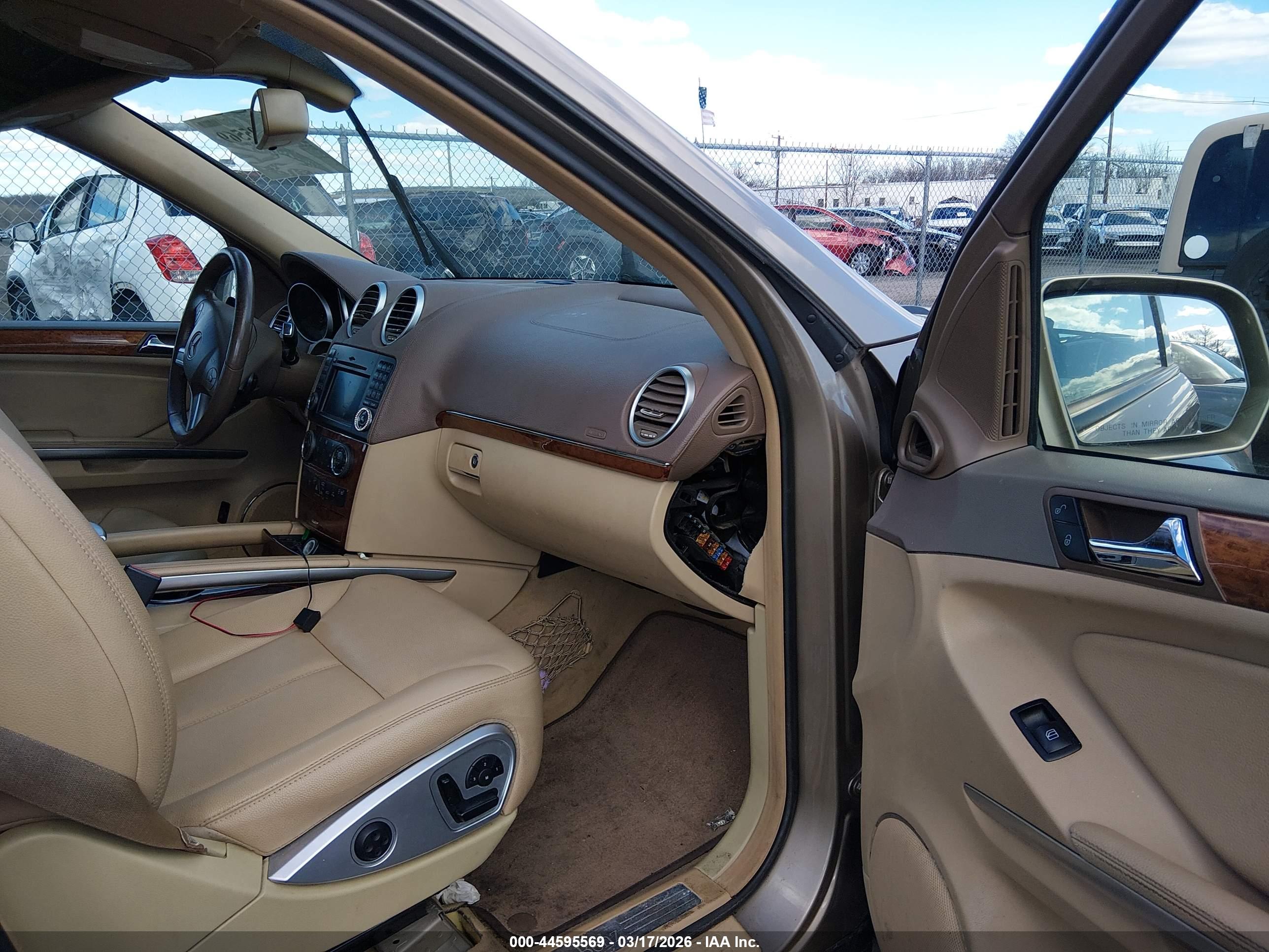 MERCEDES-BENZ GL image 5