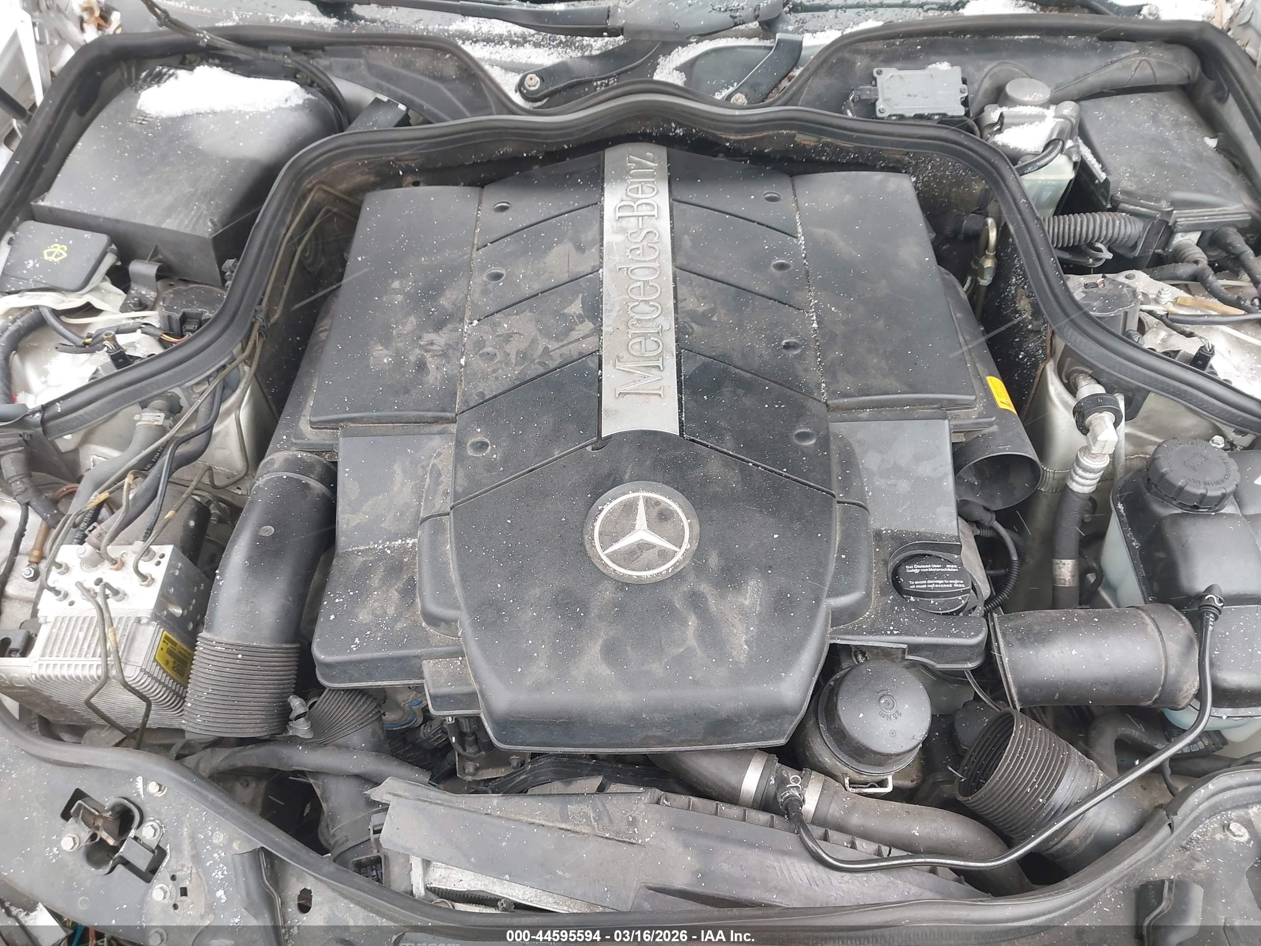 MERCEDES-BENZ E image 10