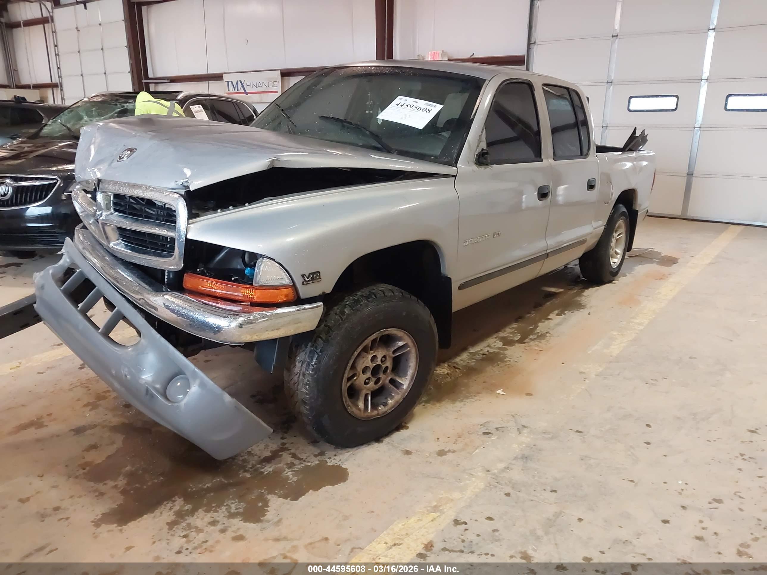 DODGE DAKOTA image 2