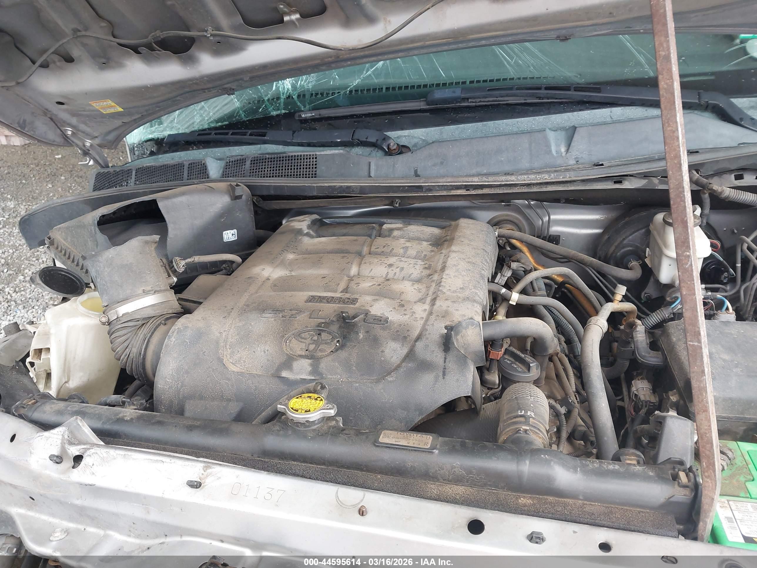 TOYOTA TUNDRA image 10