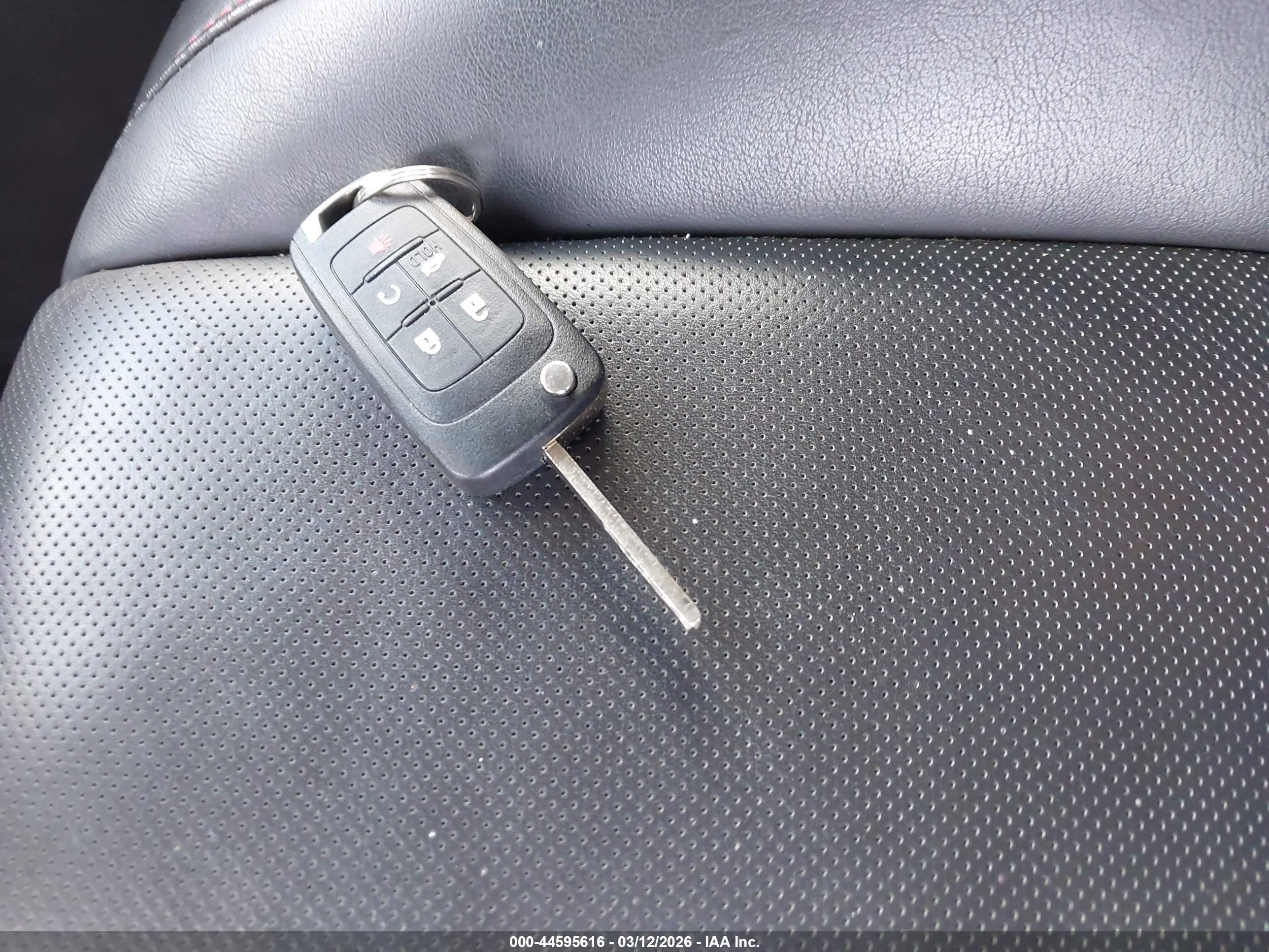 GMC TERRAIN image 11