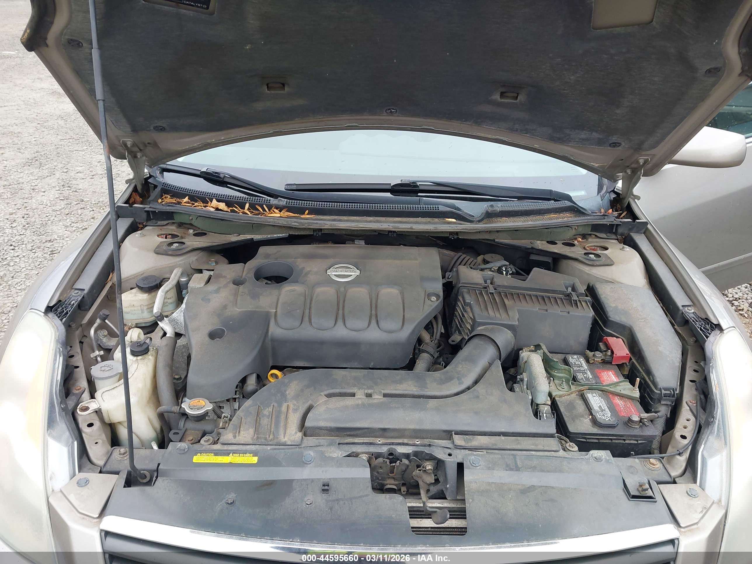 NISSAN ALTIMA image 10
