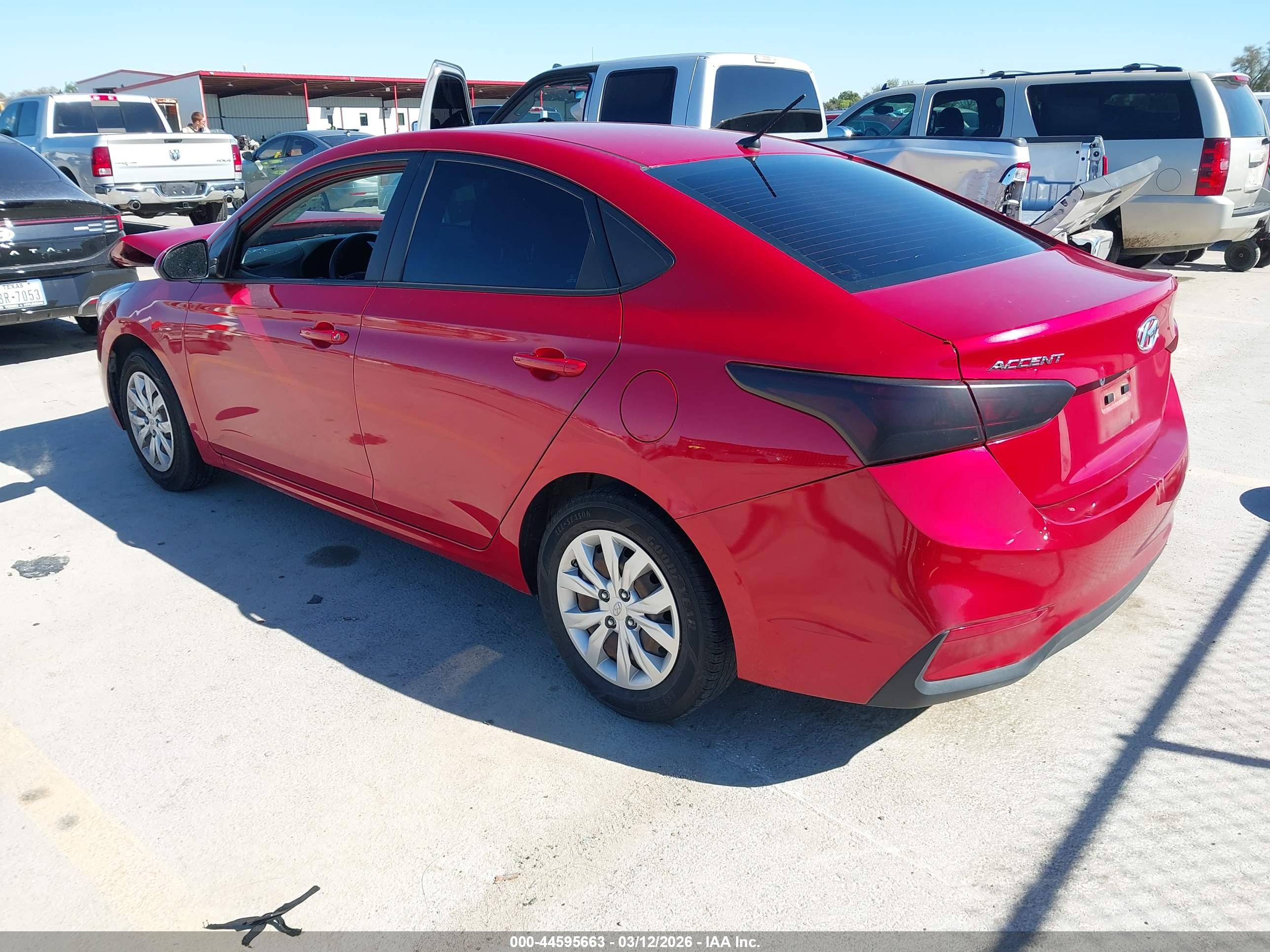 HYUNDAI ACCENT image 3