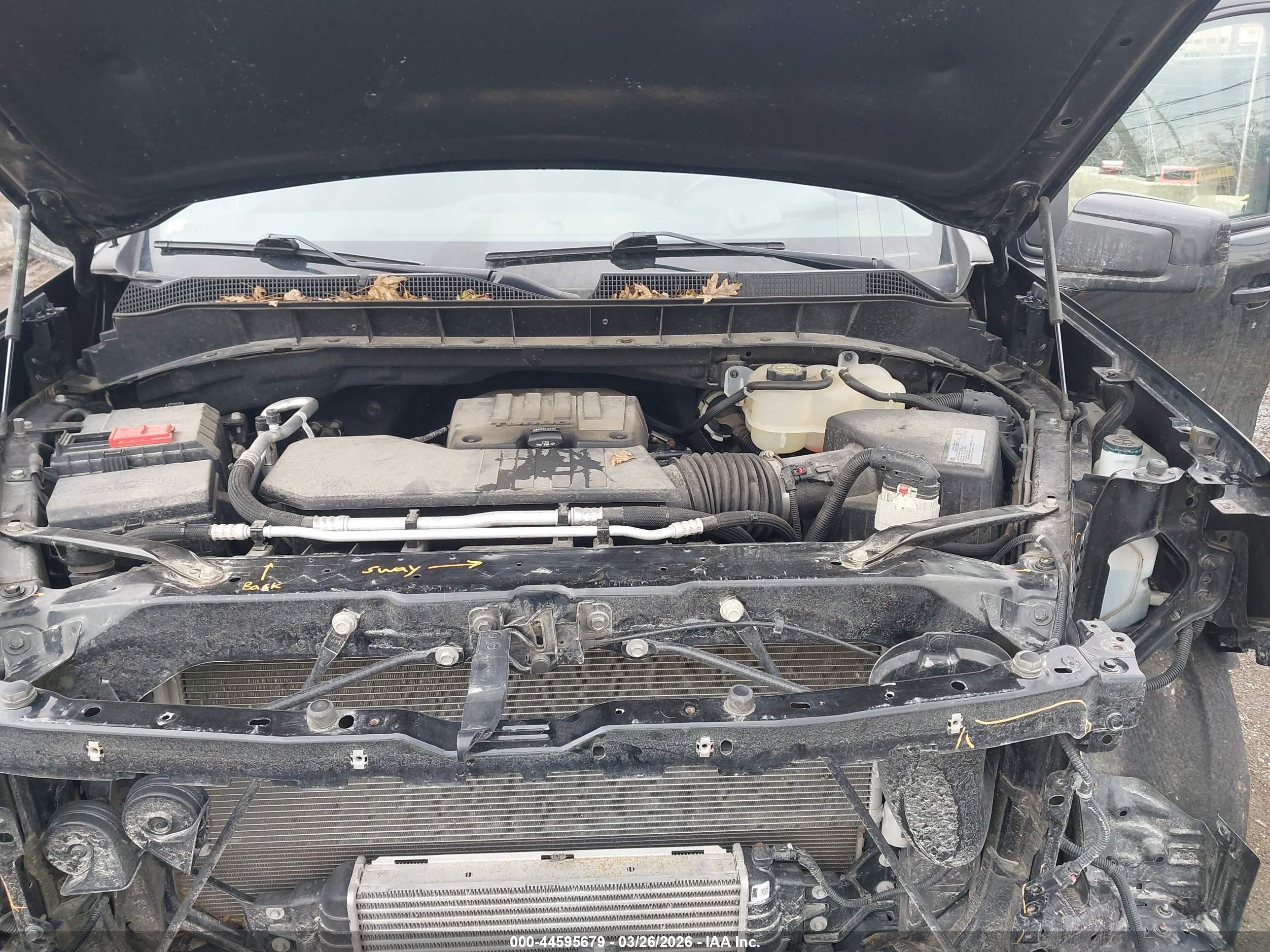CHEVROLET SILVERADO image 10