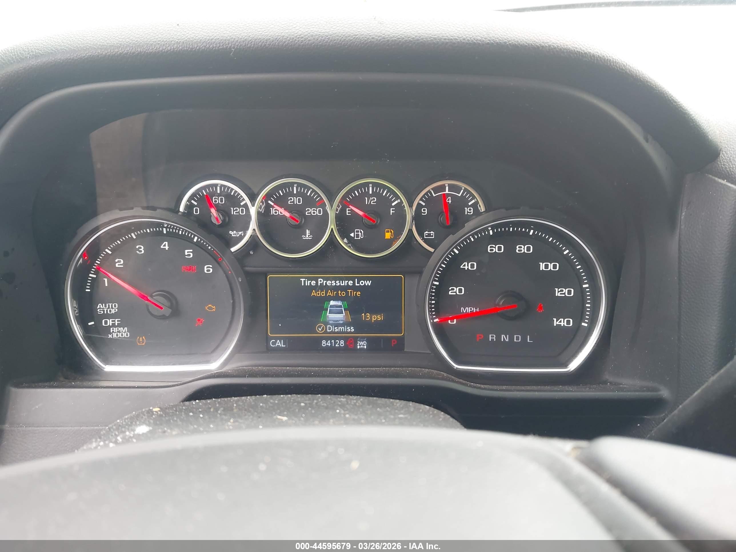 CHEVROLET SILVERADO image 7