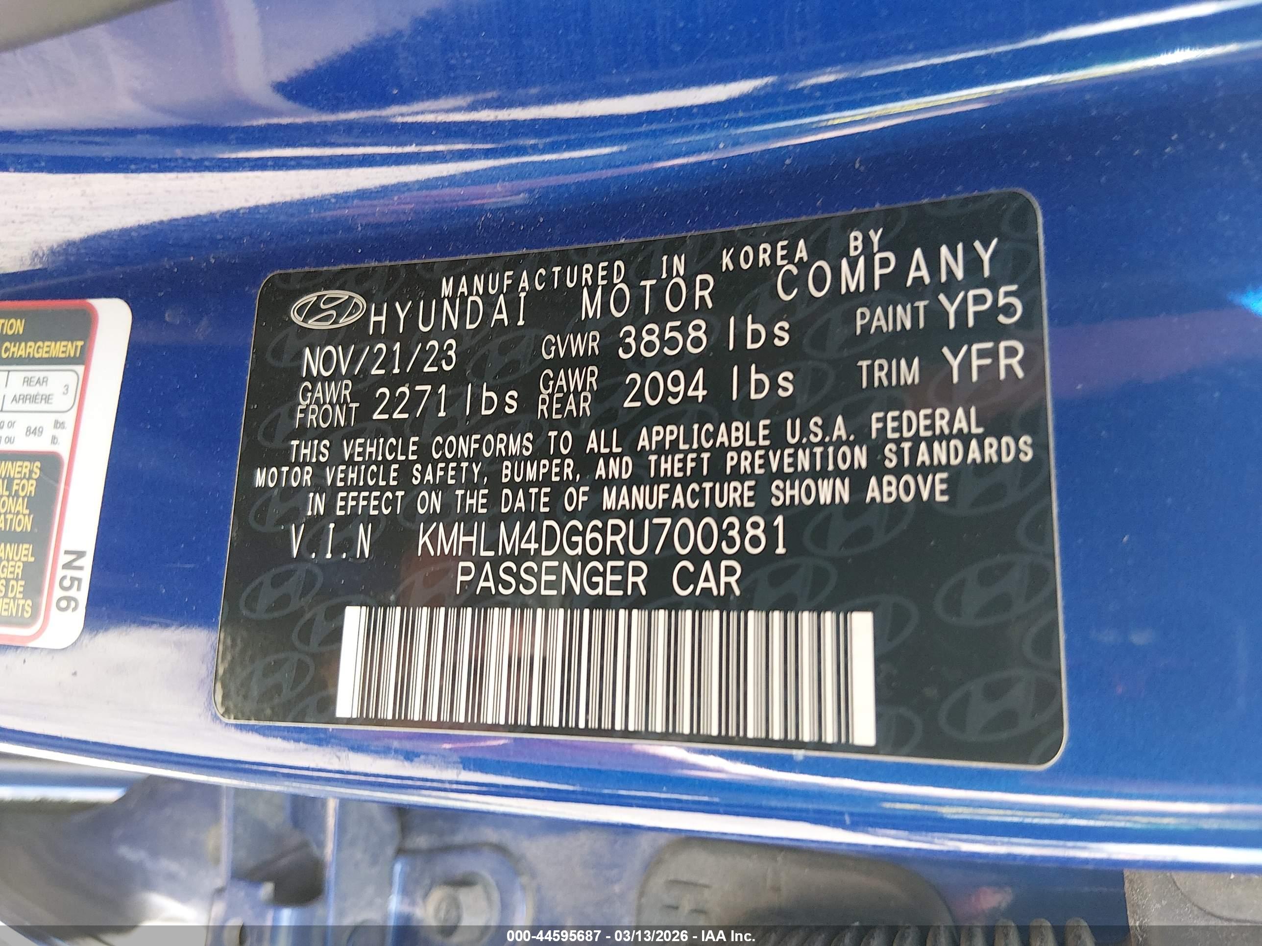 HYUNDAI ELANTRA image 9