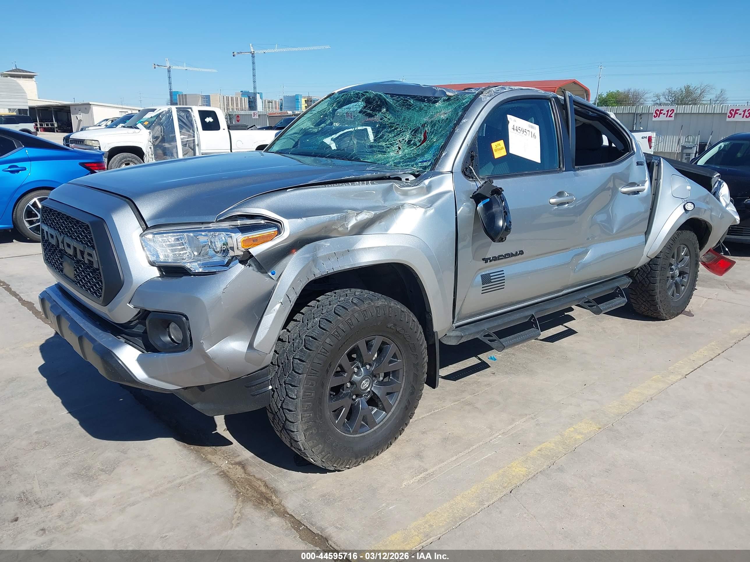 TOYOTA TACOMA image 2