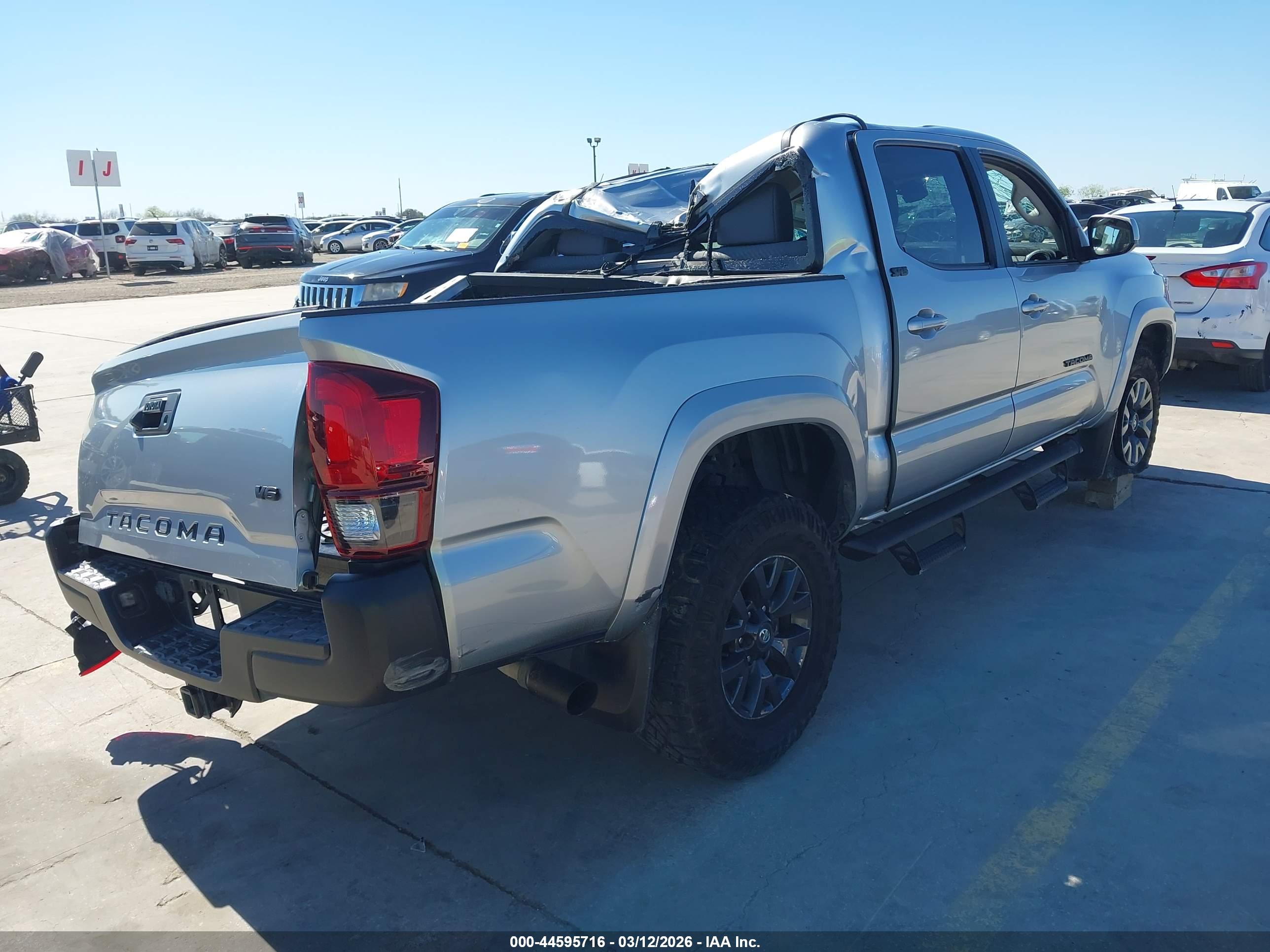 TOYOTA TACOMA image 4