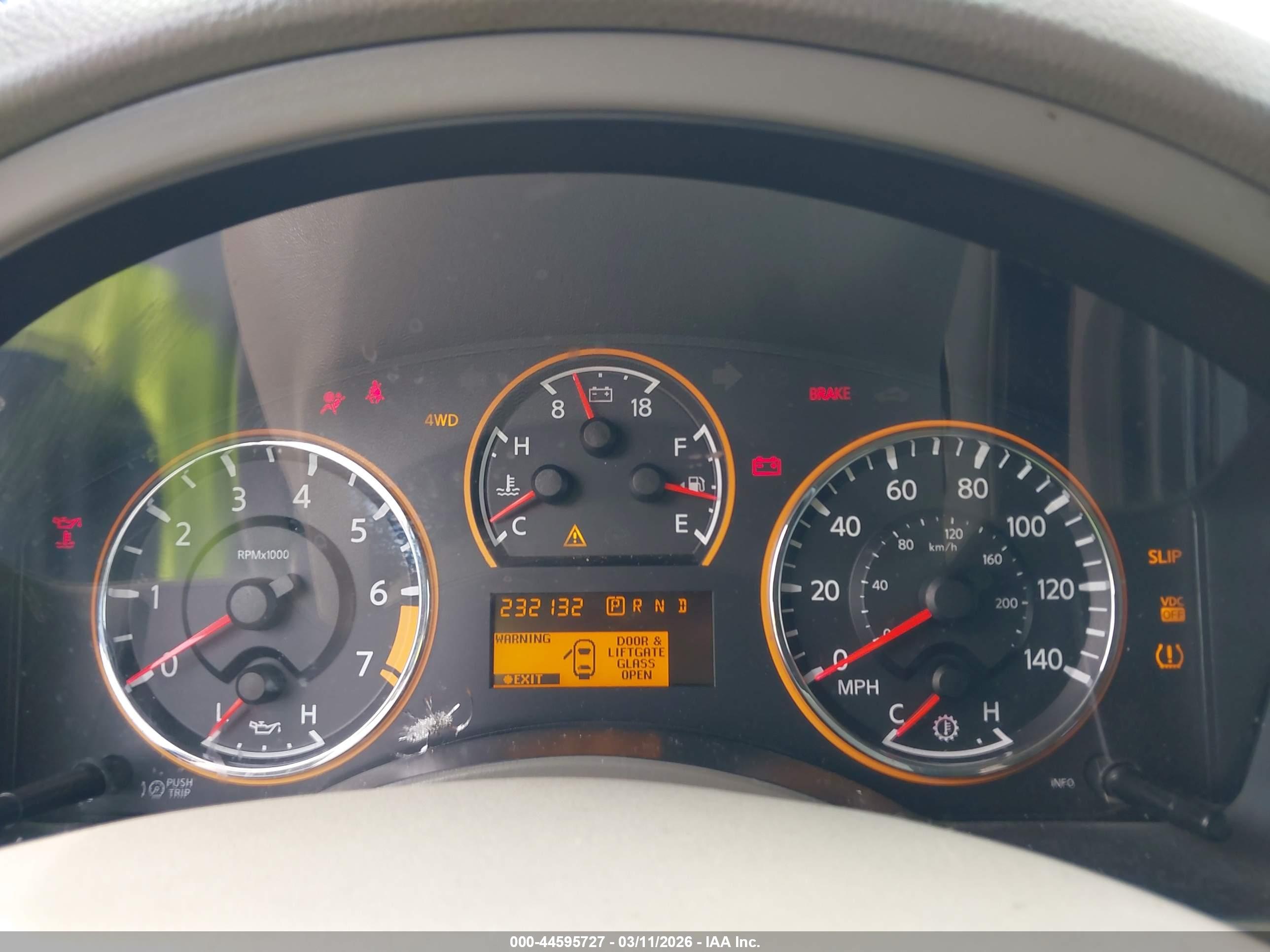NISSAN ARMADA image 7