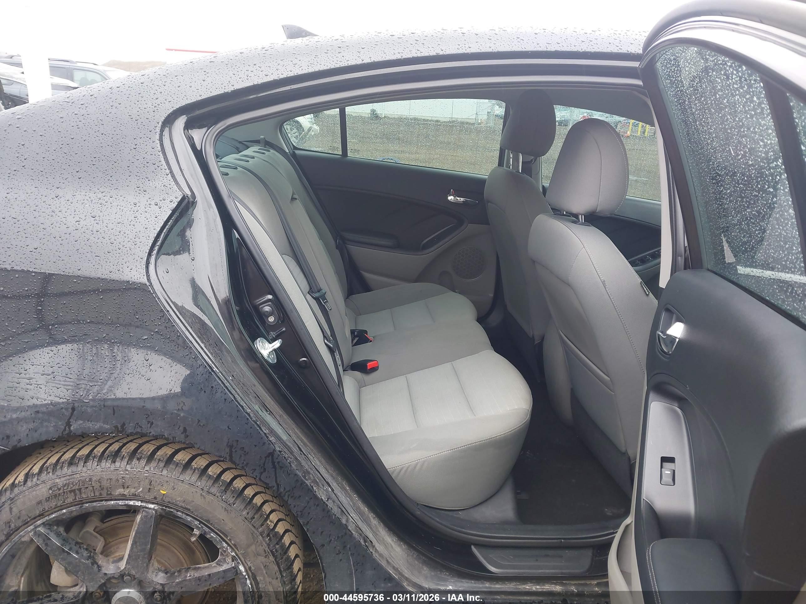 KIA FORTE image 8