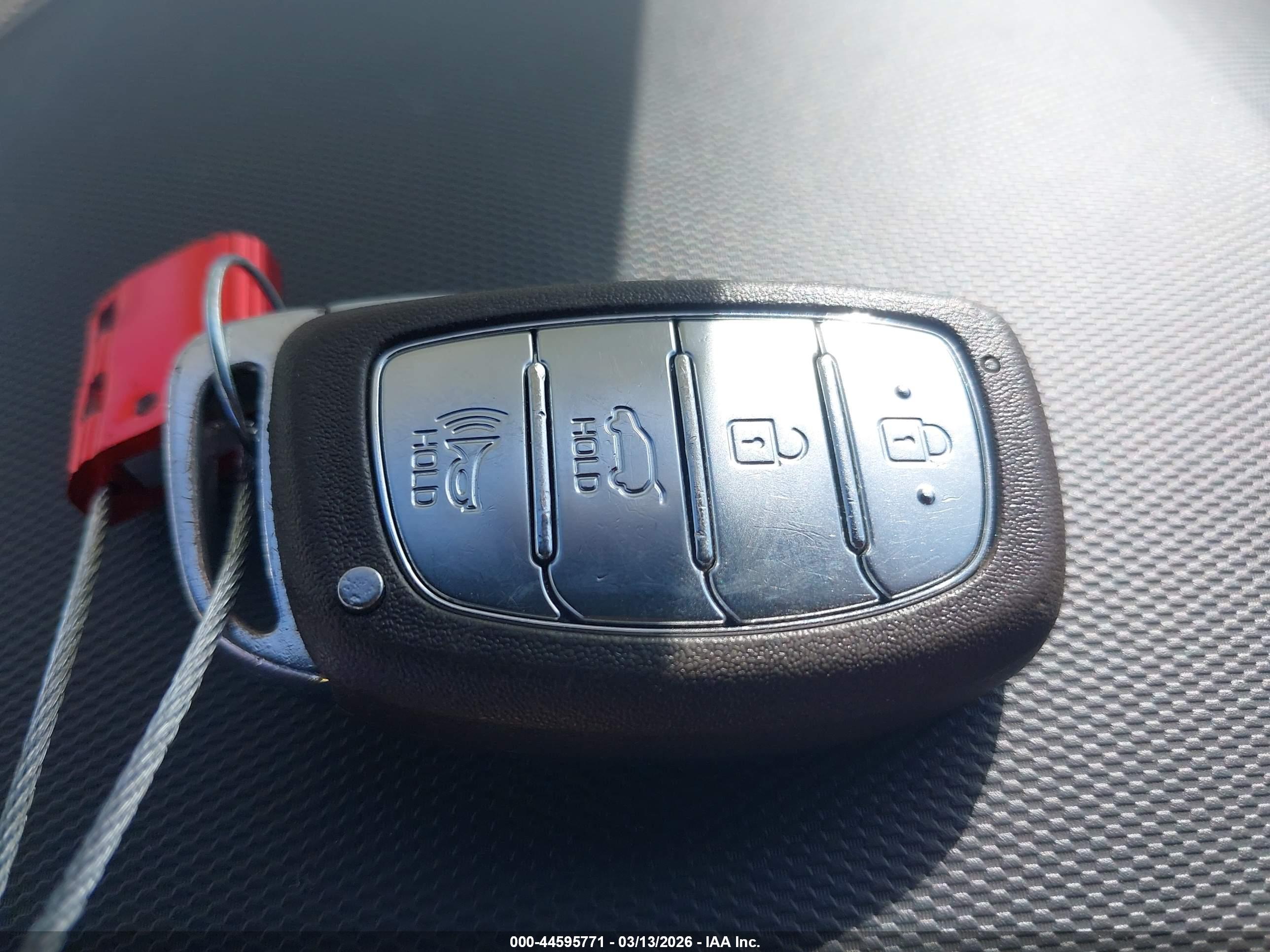 HYUNDAI IONIQ image 11
