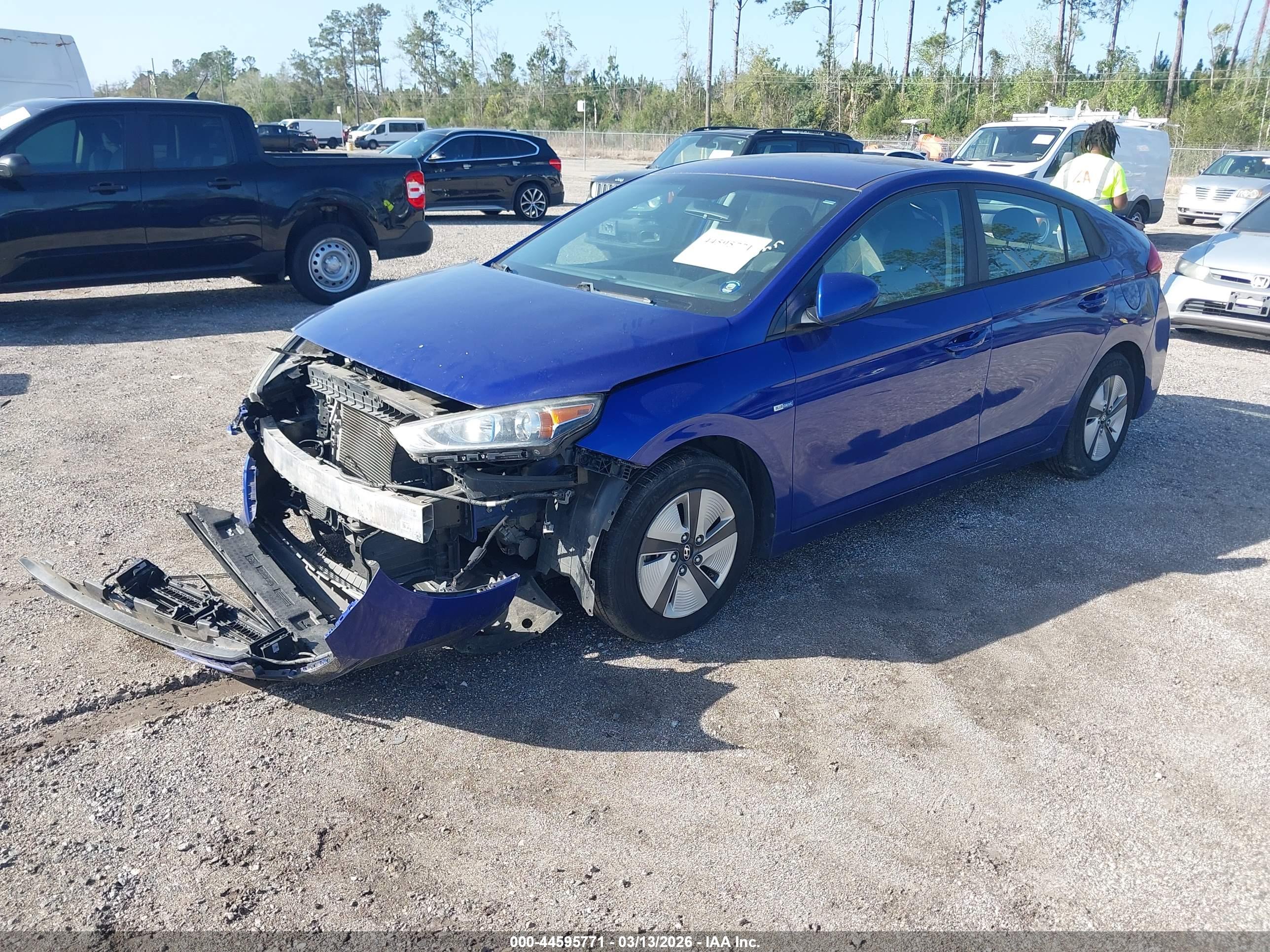 HYUNDAI IONIQ image 2