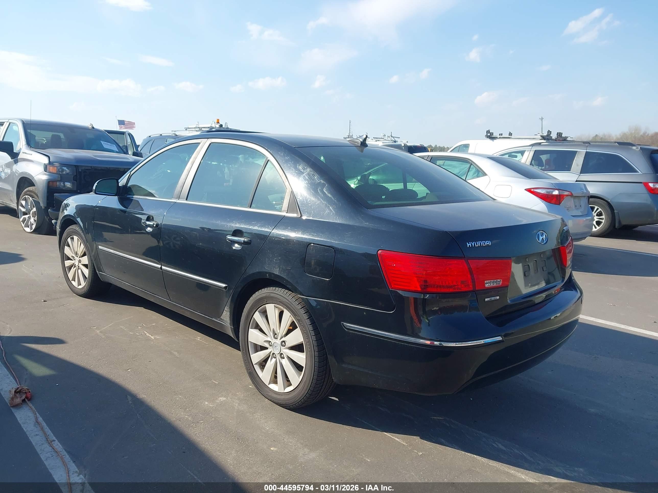 HYUNDAI SONATA image 3