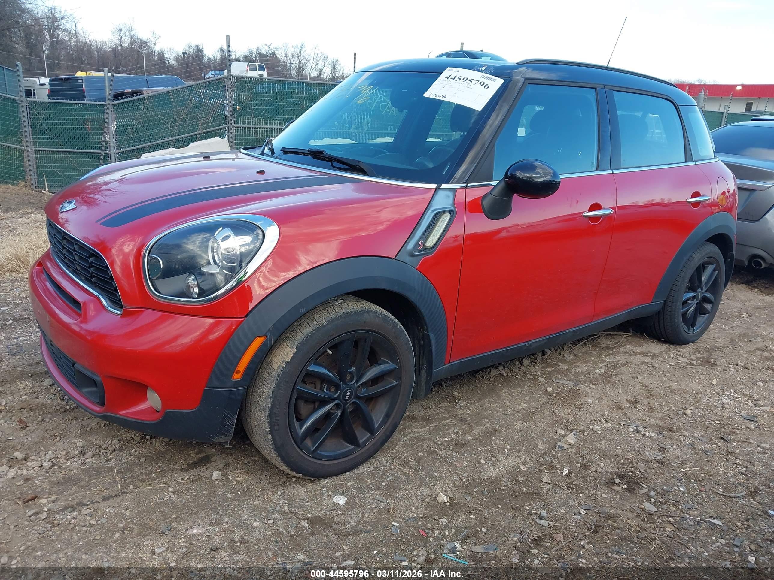 MINI COUNTRYMAN image 2