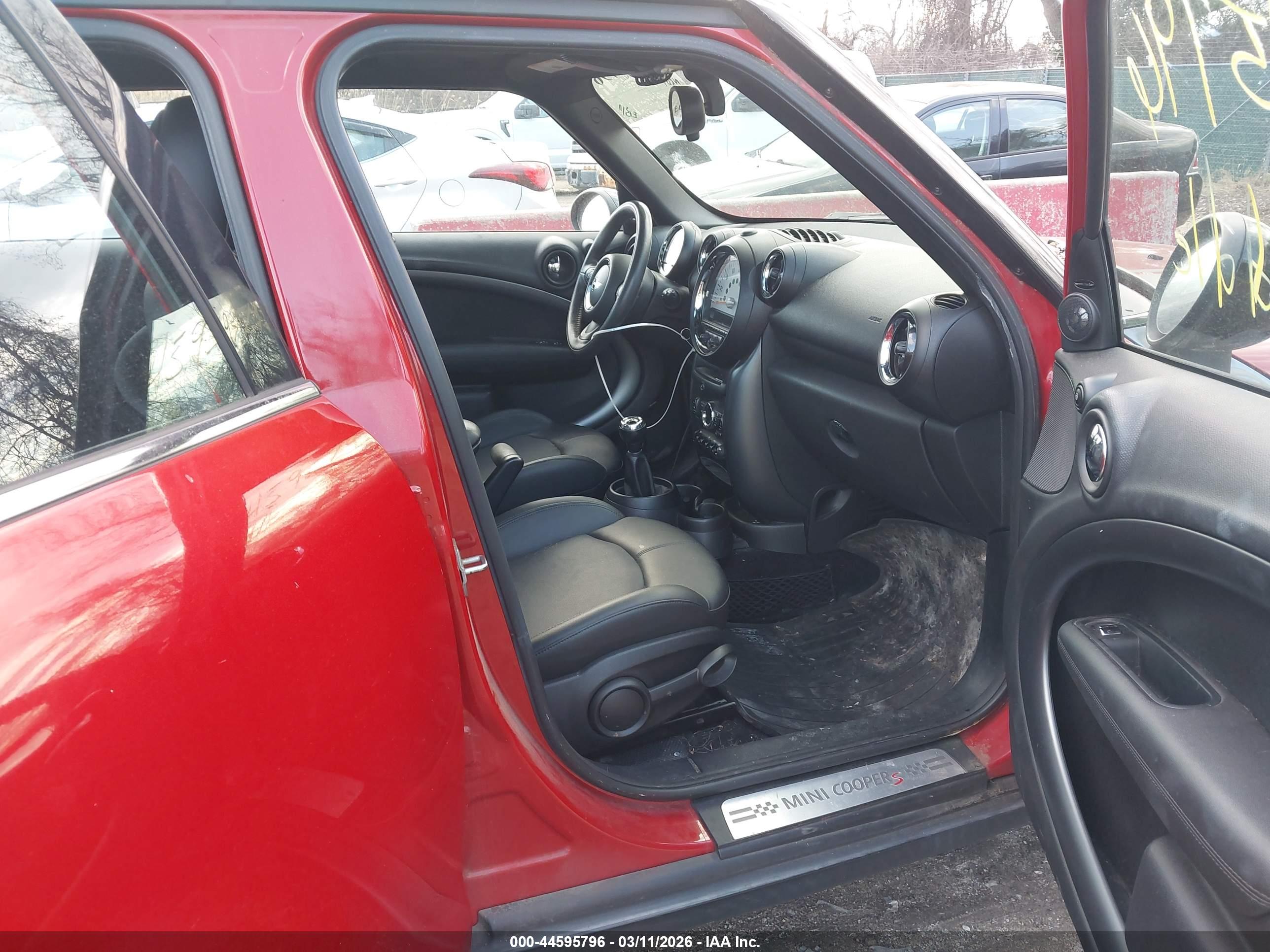 MINI COUNTRYMAN image 5