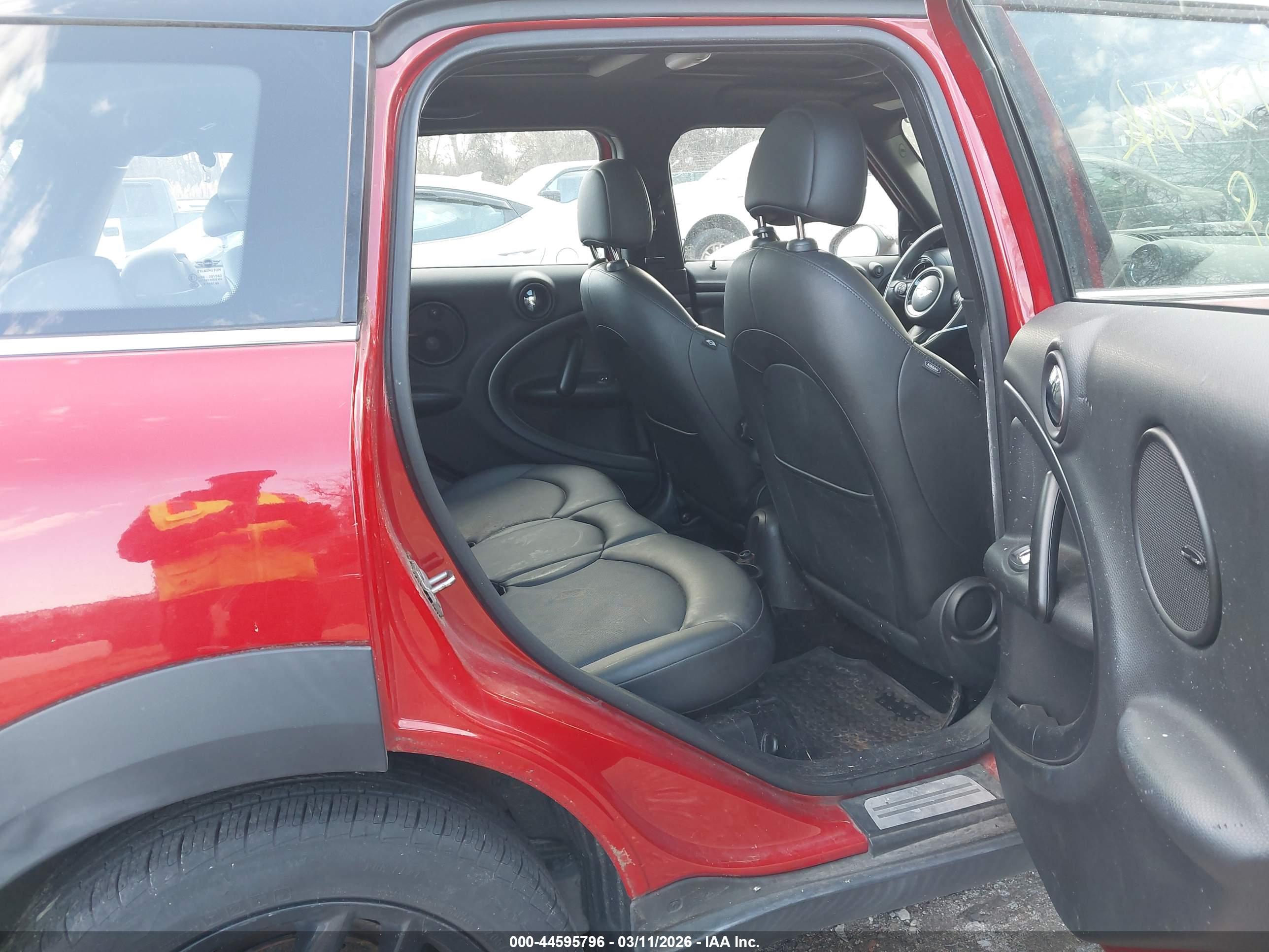 MINI COUNTRYMAN image 8
