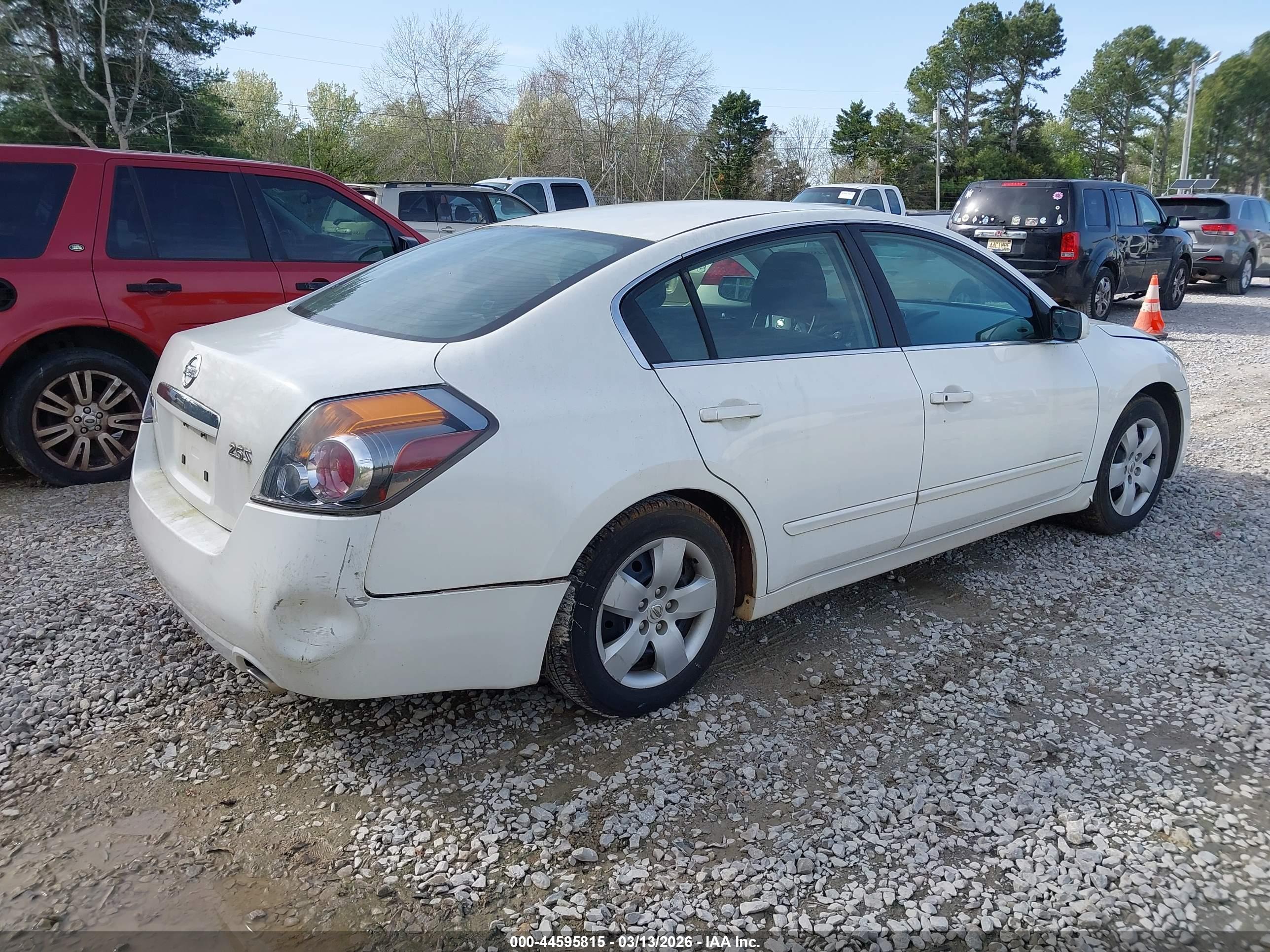 NISSAN ALTIMA image 4