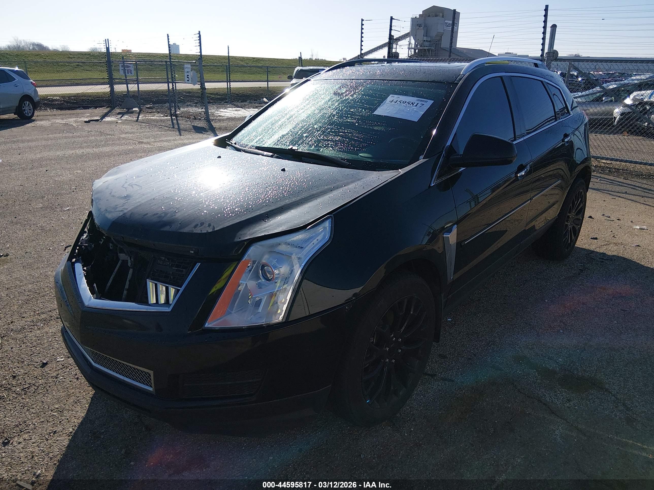 CADILLAC SRX image 2
