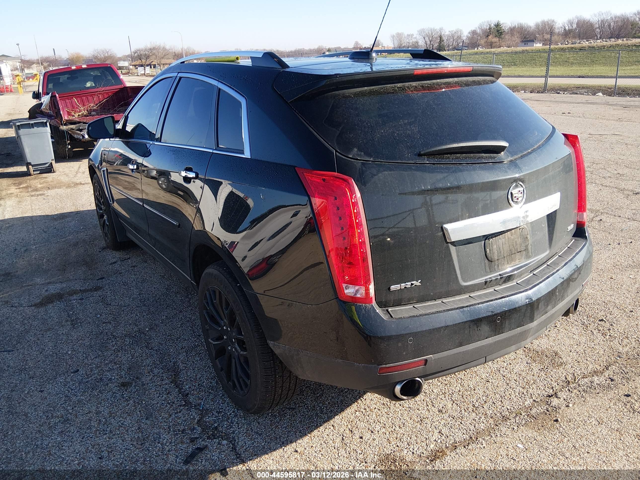 CADILLAC SRX image 3