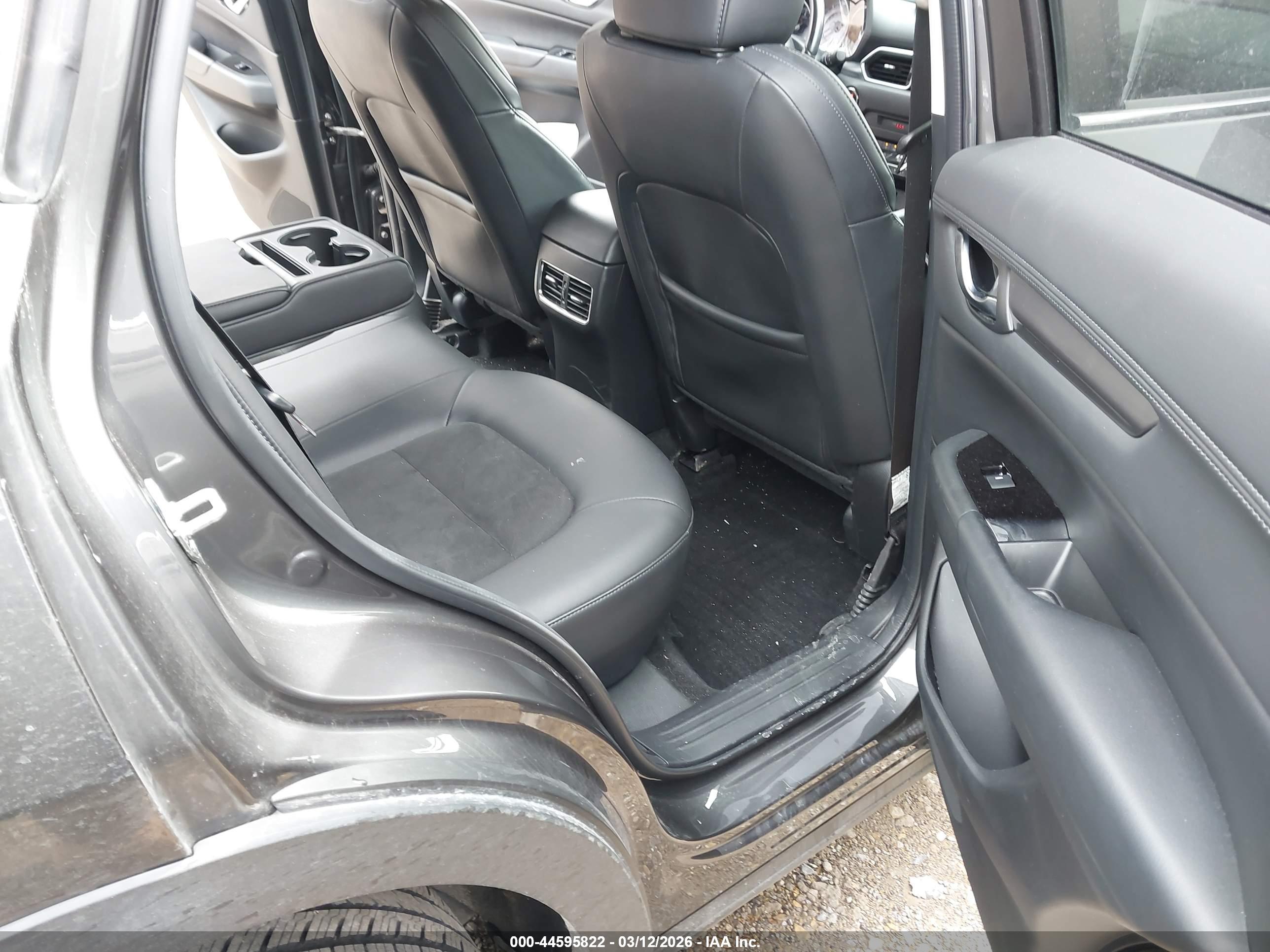 MAZDA CX-5 image 8