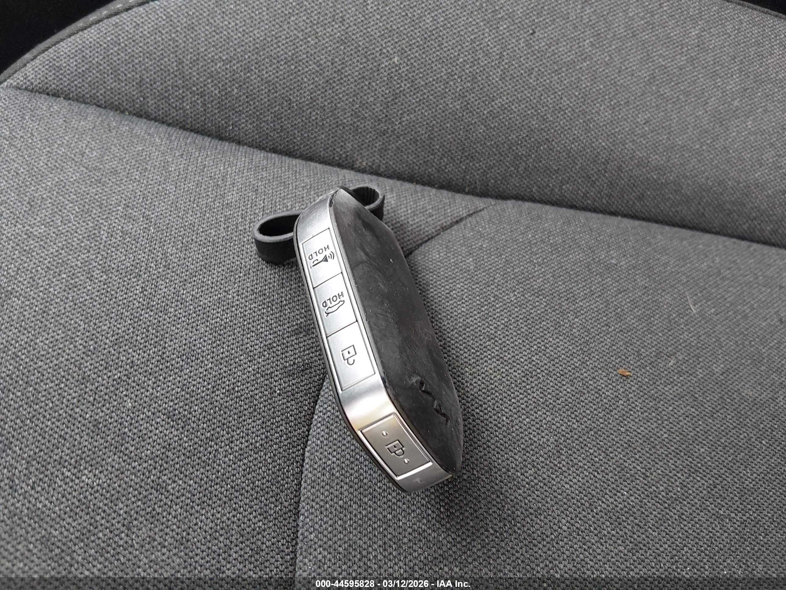 KIA K4 image 11