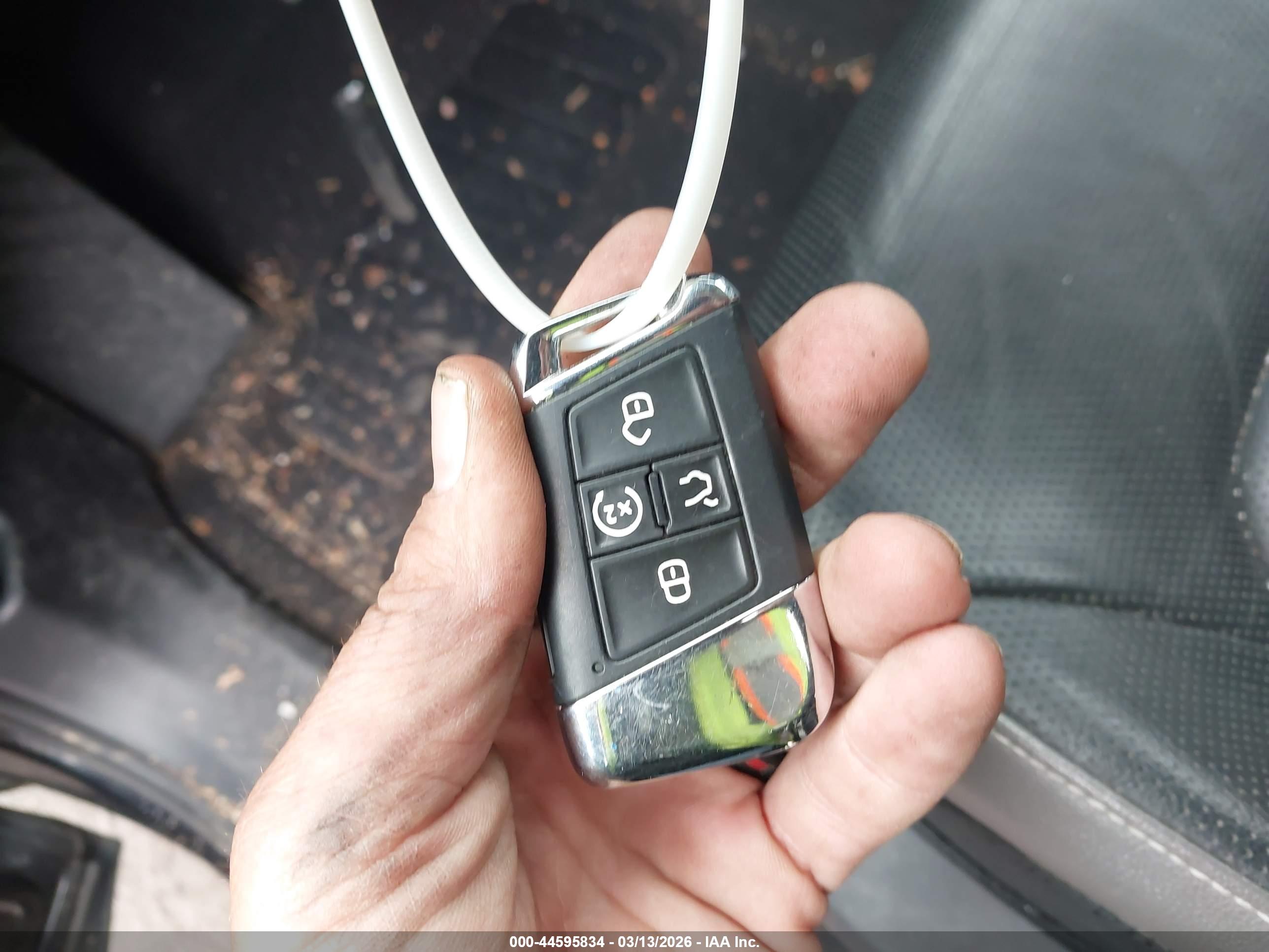 VOLKSWAGEN ATLAS image 11