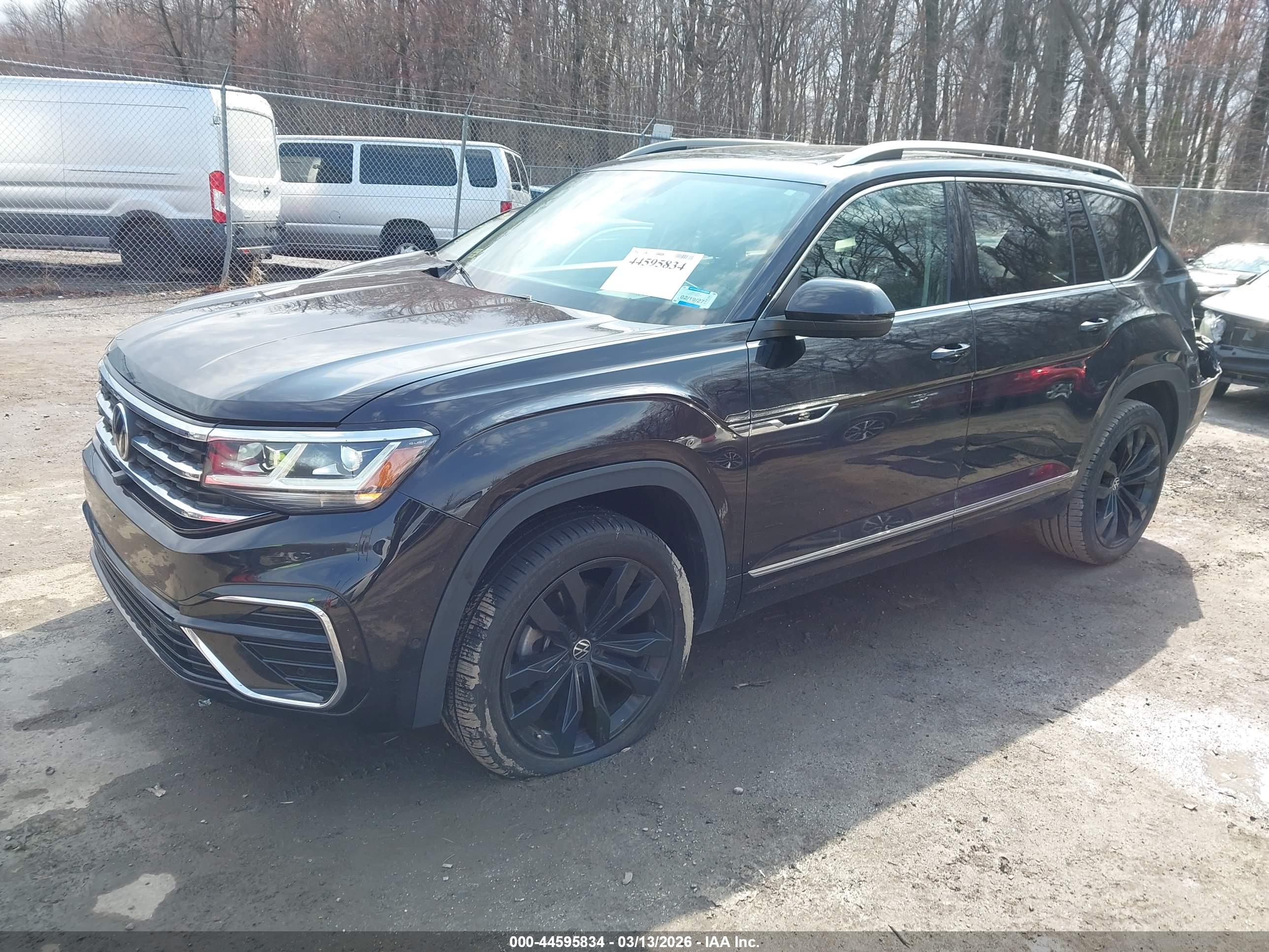 VOLKSWAGEN ATLAS image 2