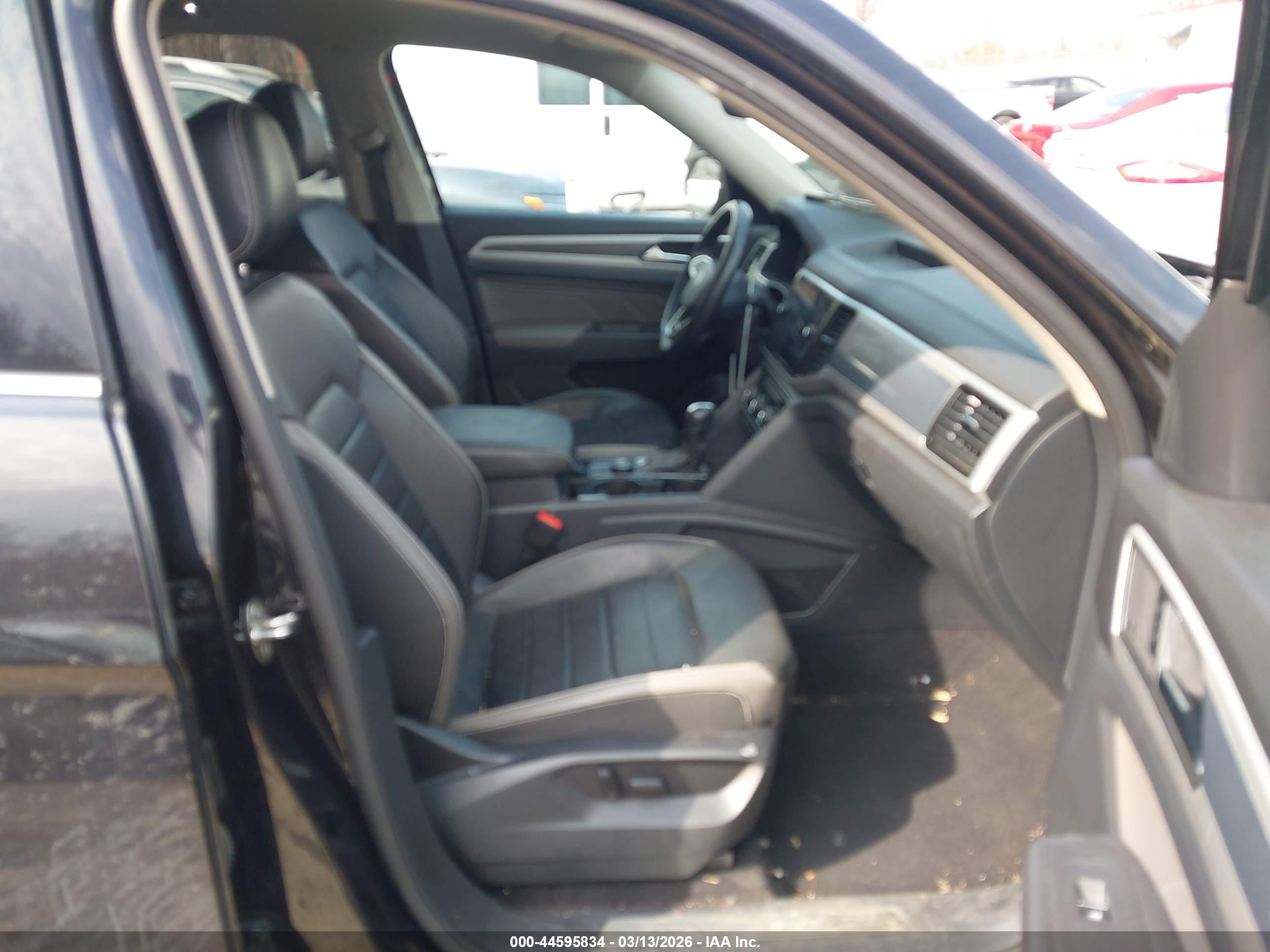 VOLKSWAGEN ATLAS image 5