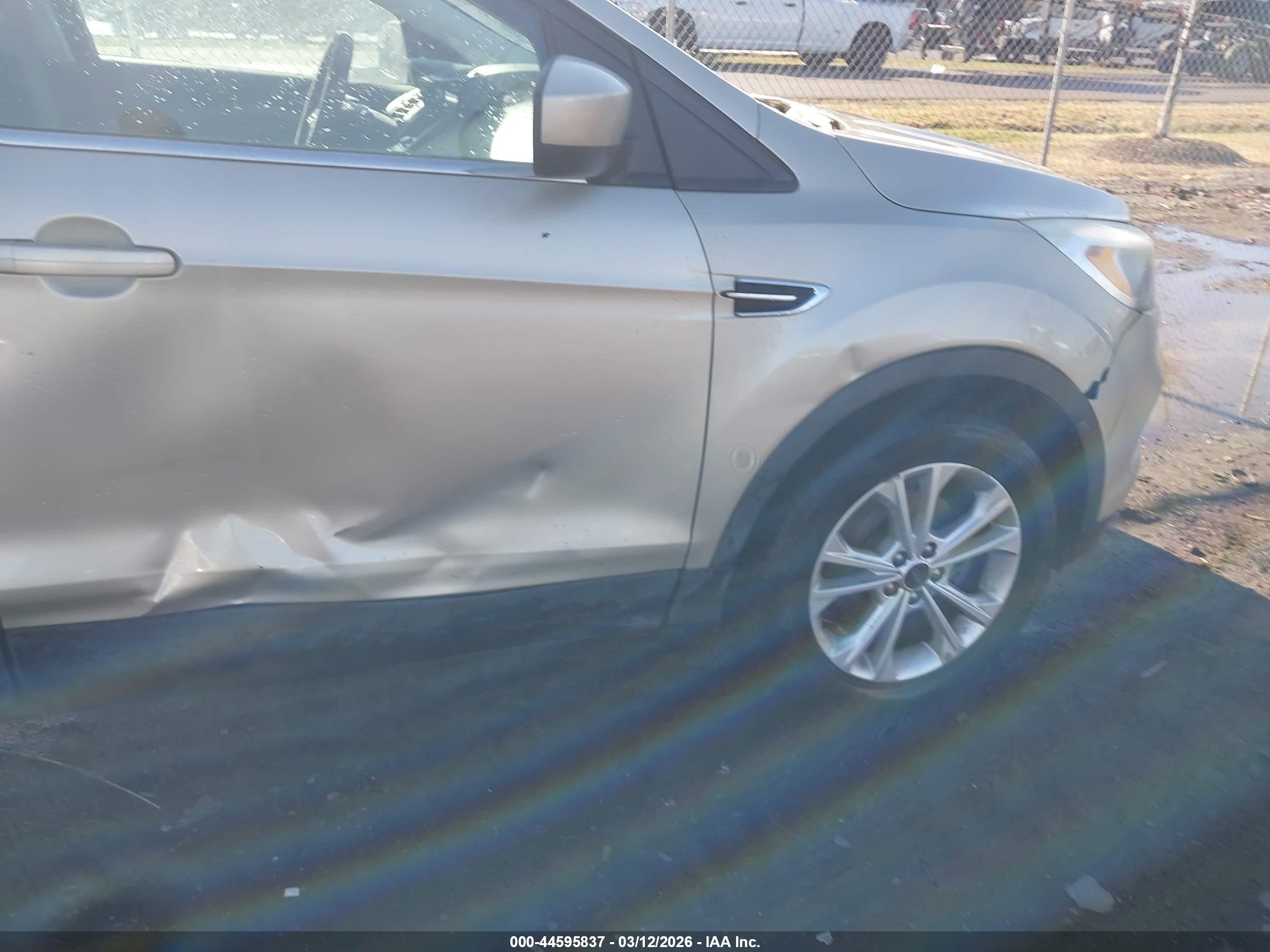 FORD ESCAPE image 6