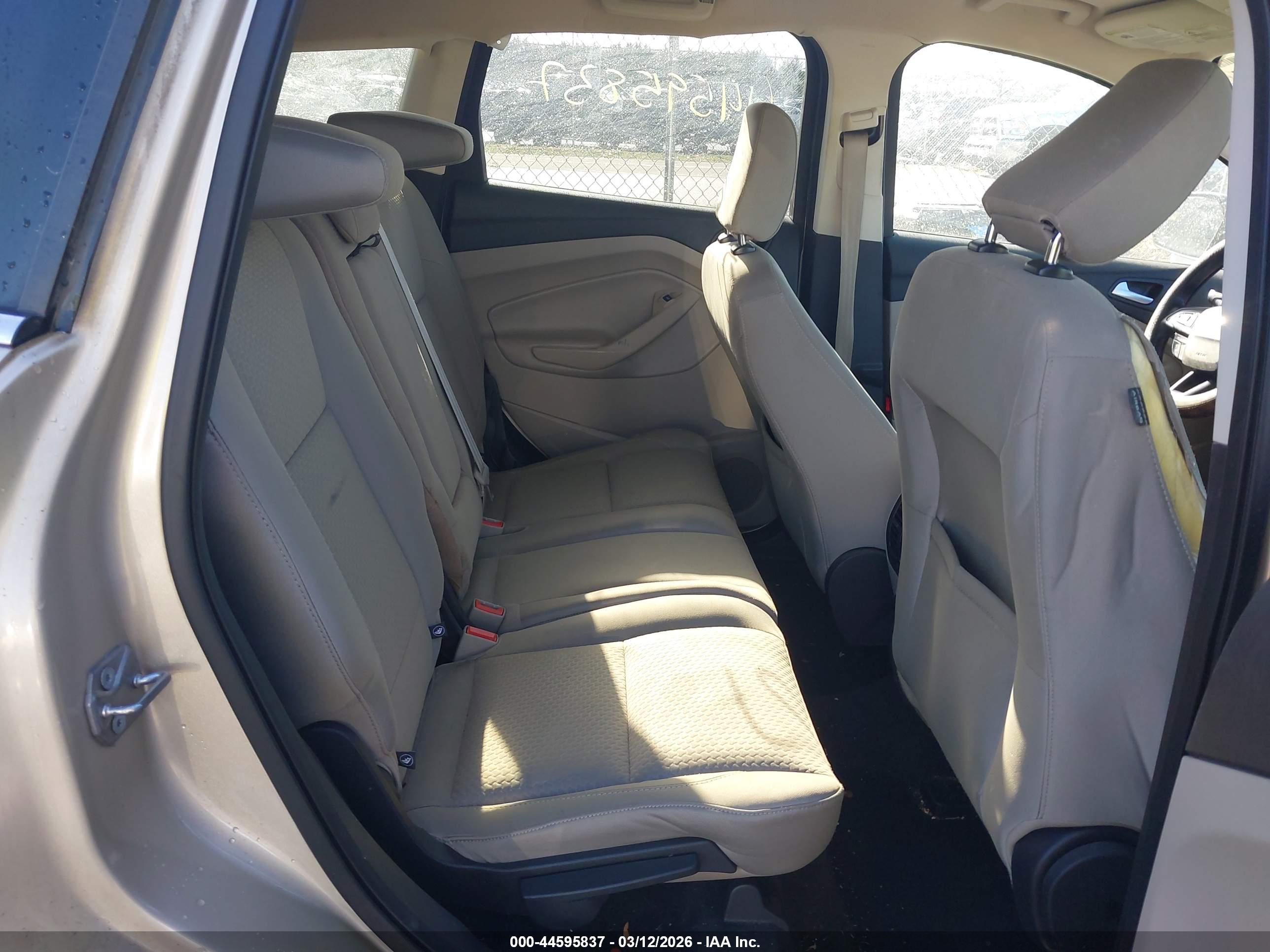 FORD ESCAPE image 8