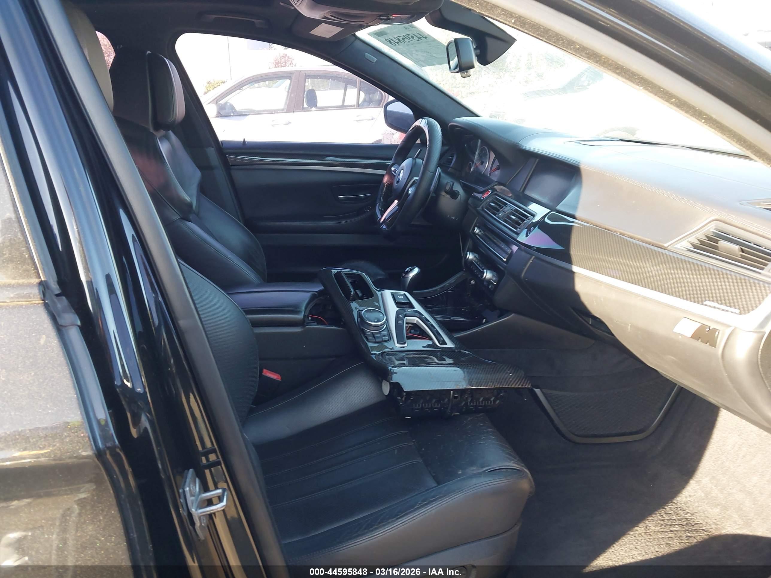 BMW M5 image 5