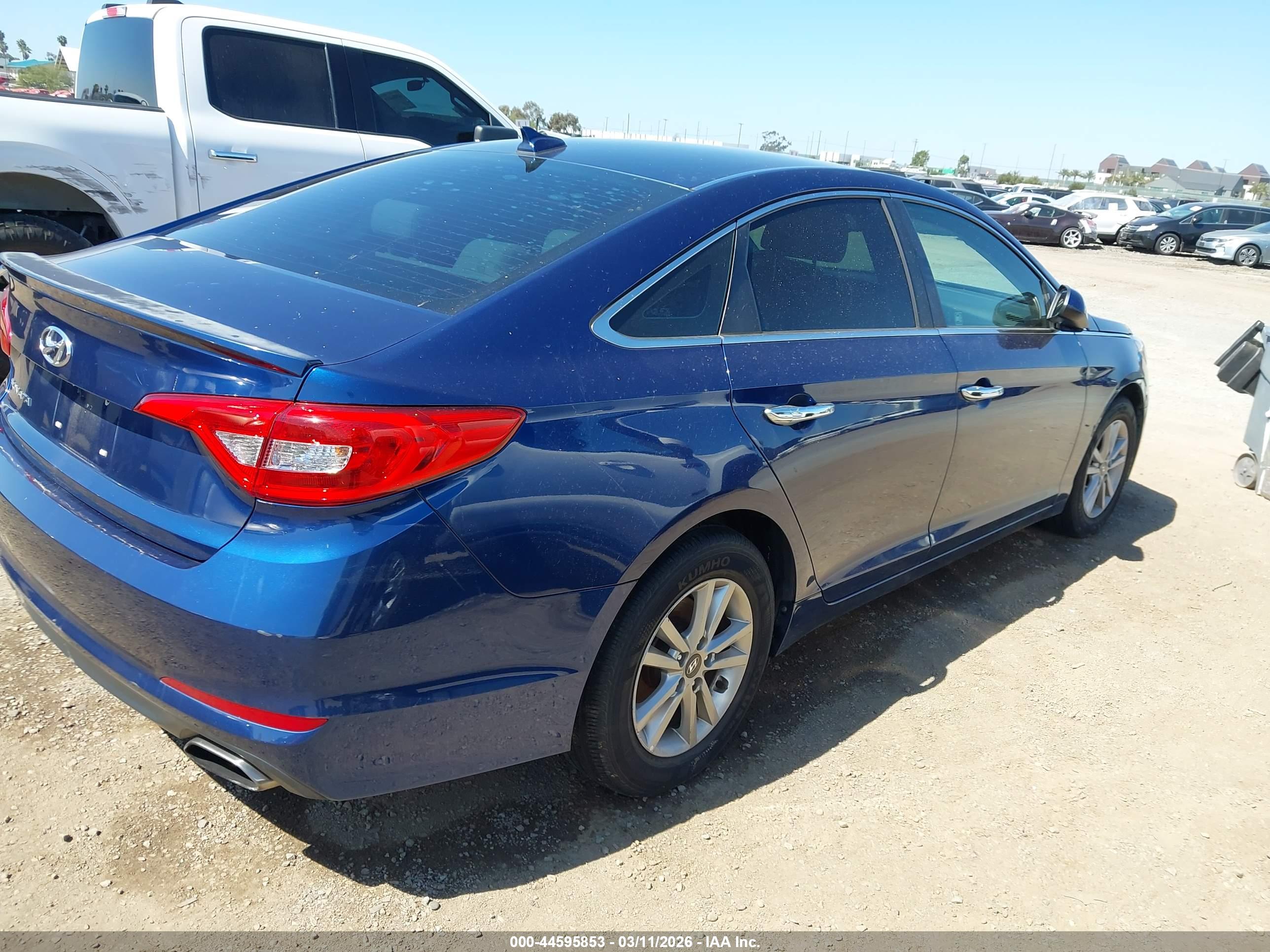 HYUNDAI SONATA image 4